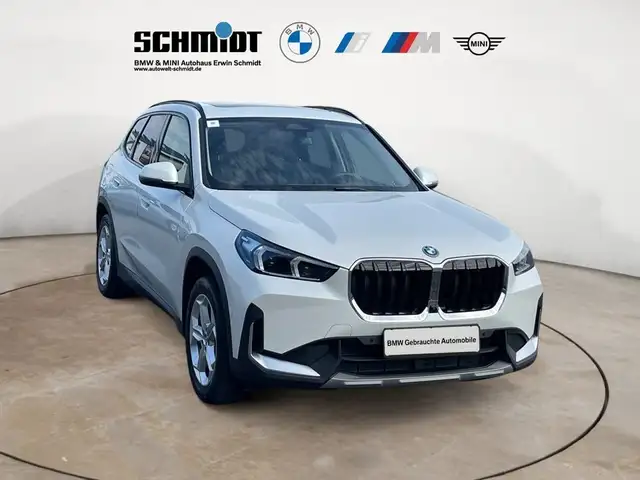 BMW X1 view 9