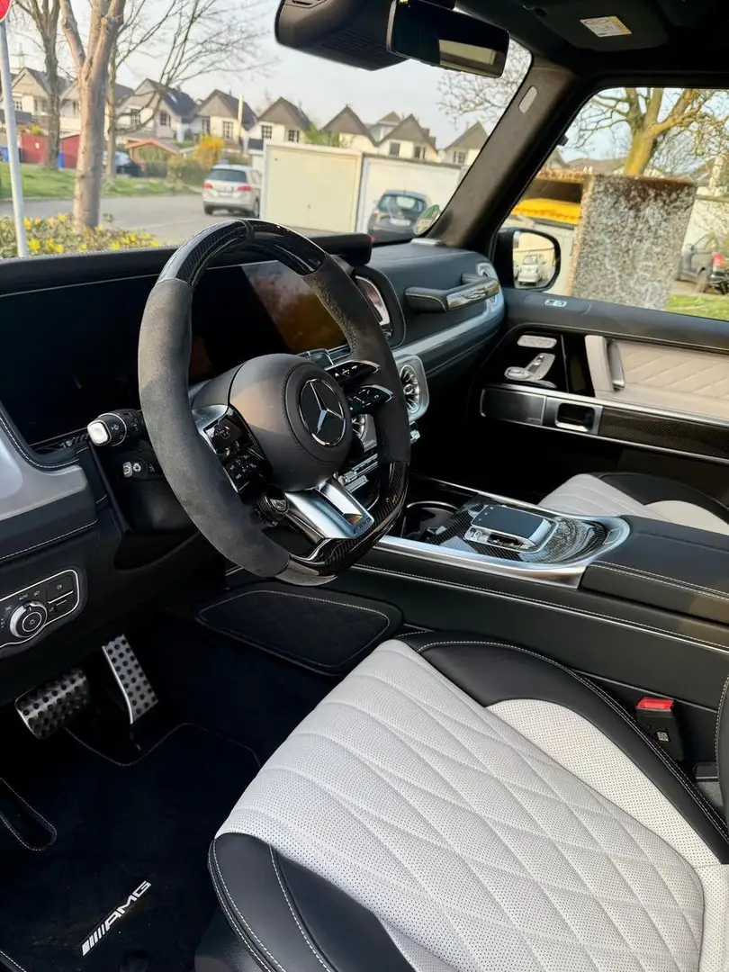 Mercedes-Benz G 63 AMG *Night*A22*ZG6*Superior*Performance Pkg Zwart - 2