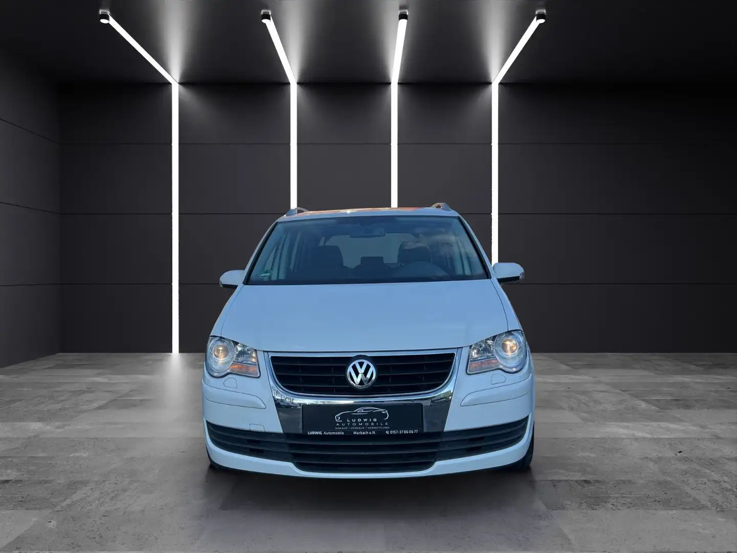 Volkswagen Touran United/NAVI/TEMPOMAT/AHK/KLIAMAUTOMATIK Bianco - 2