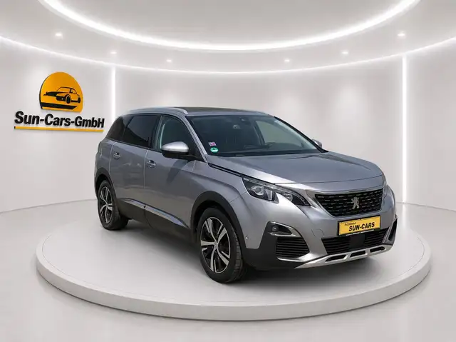 Peugeot 5008 Allure Navi So+Wi AHK LED Automatik Leder