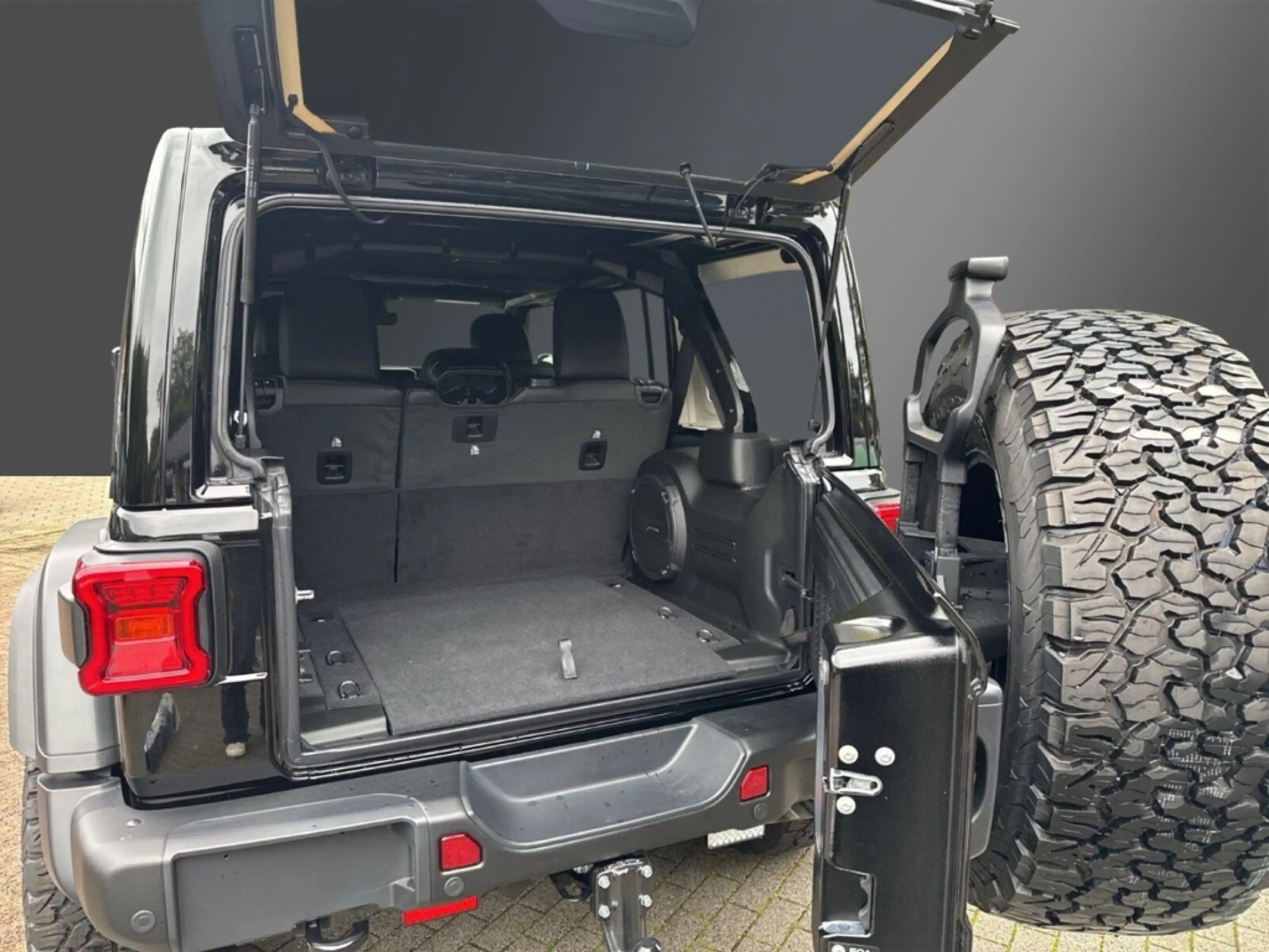 Jeep Wrangler 392 MOAB - 6,4-V8-US-Import Seilwinde-SkyOneTouch — photo 8