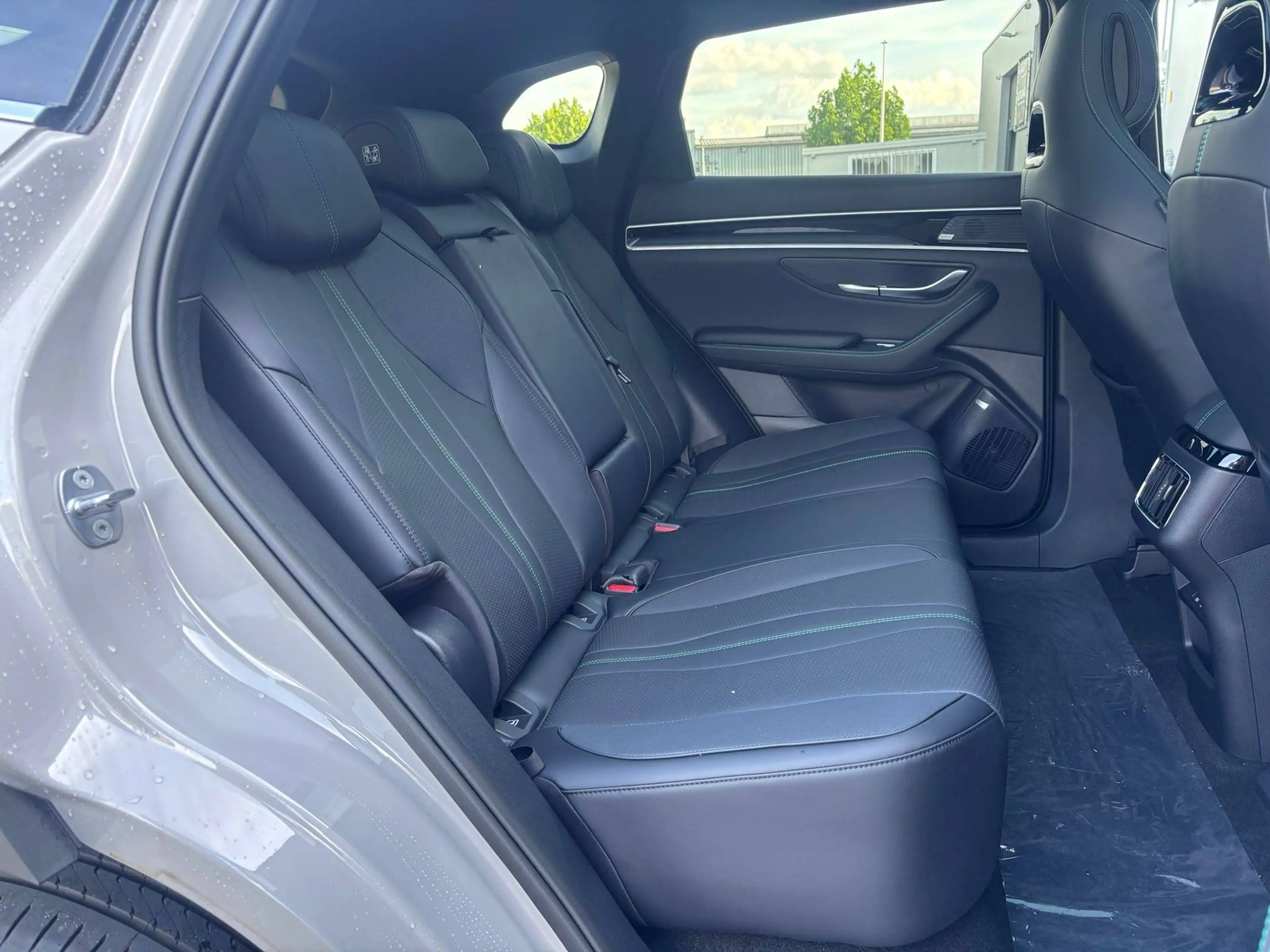 BYD Seal U Comfort — photo 11