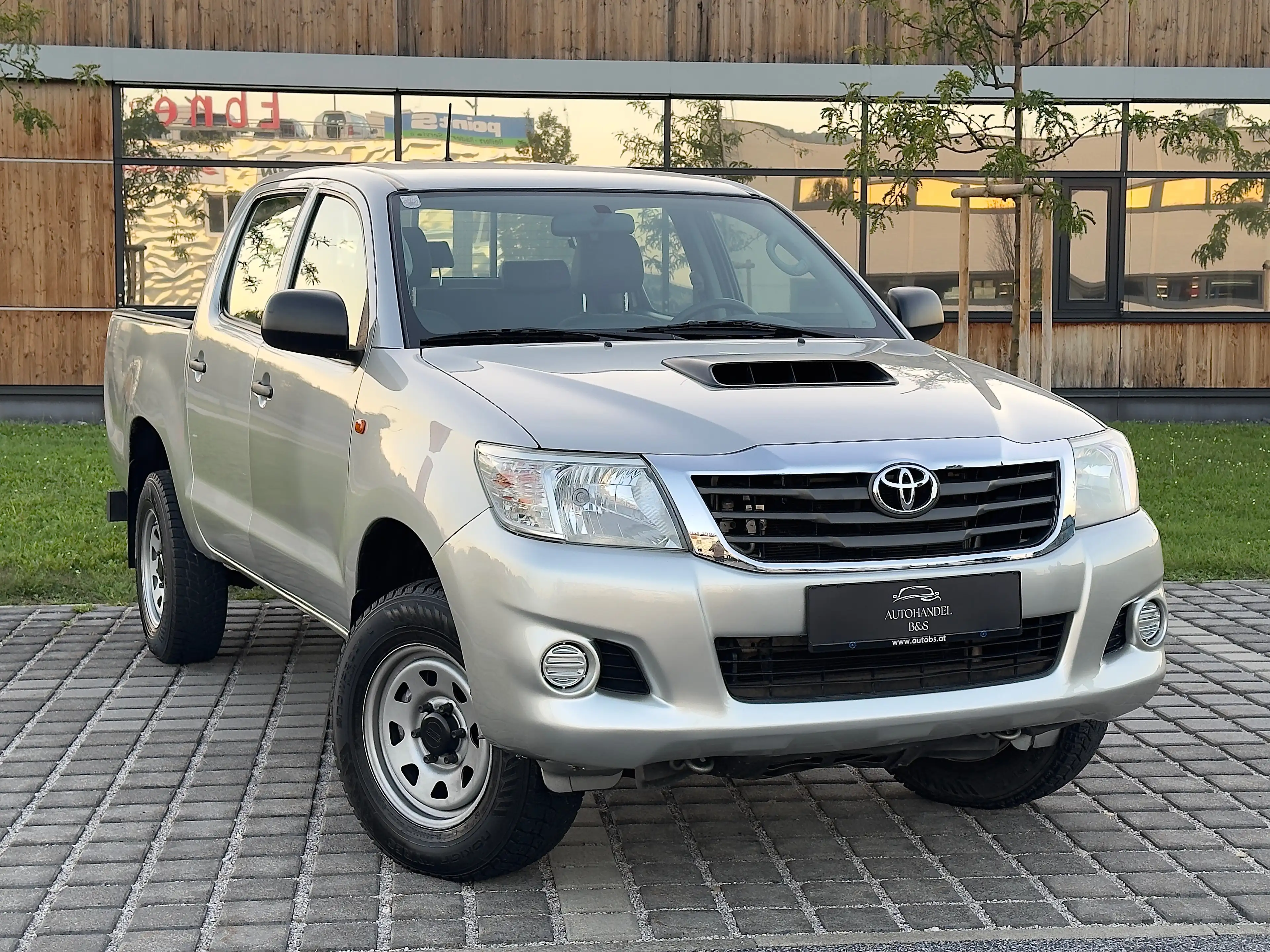Toyota Hilux Hilux DK Country 4x4 2,5 D-4D 145 *NUR 65.000KM*