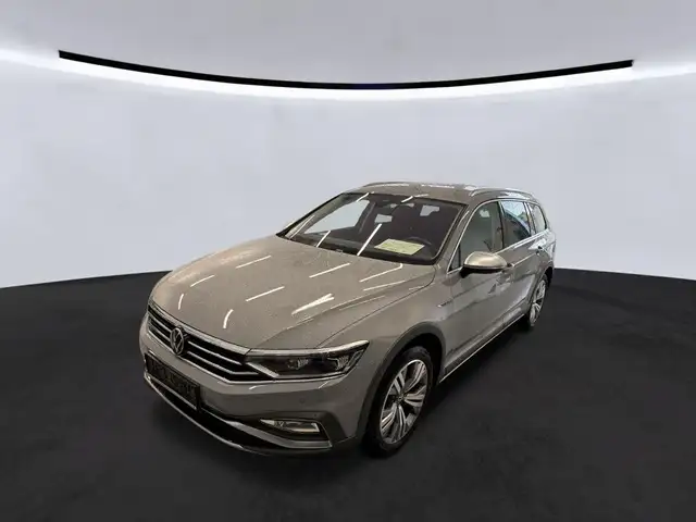 Volkswagen Passat Alltrack 2.0TDI SCR 4Motion DSG Matrix AHK Navi 360°