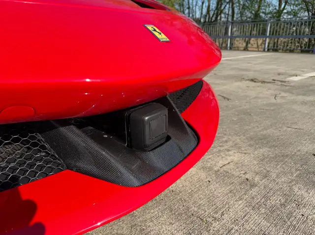 Ferrari SF90 Spider CARBON LIFT JBL HEAD UP KAMERA MWST GARANTIE 2028! Ansicht 10