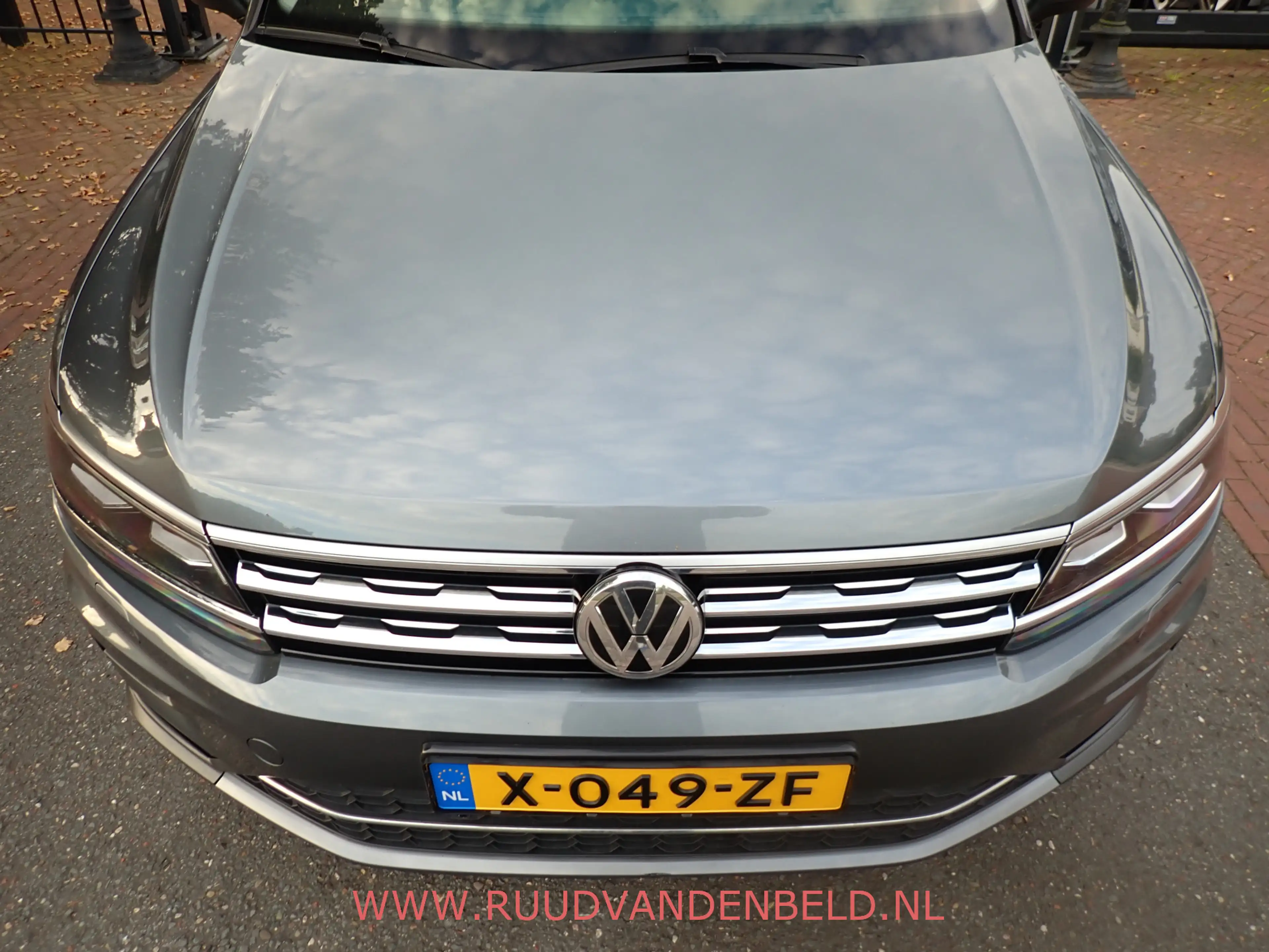 Volkswagen Tiguan Allspace 2.0TDI KEYLESS / ACC / CAMERA / CARPLAY / 19'' / H — photo 37