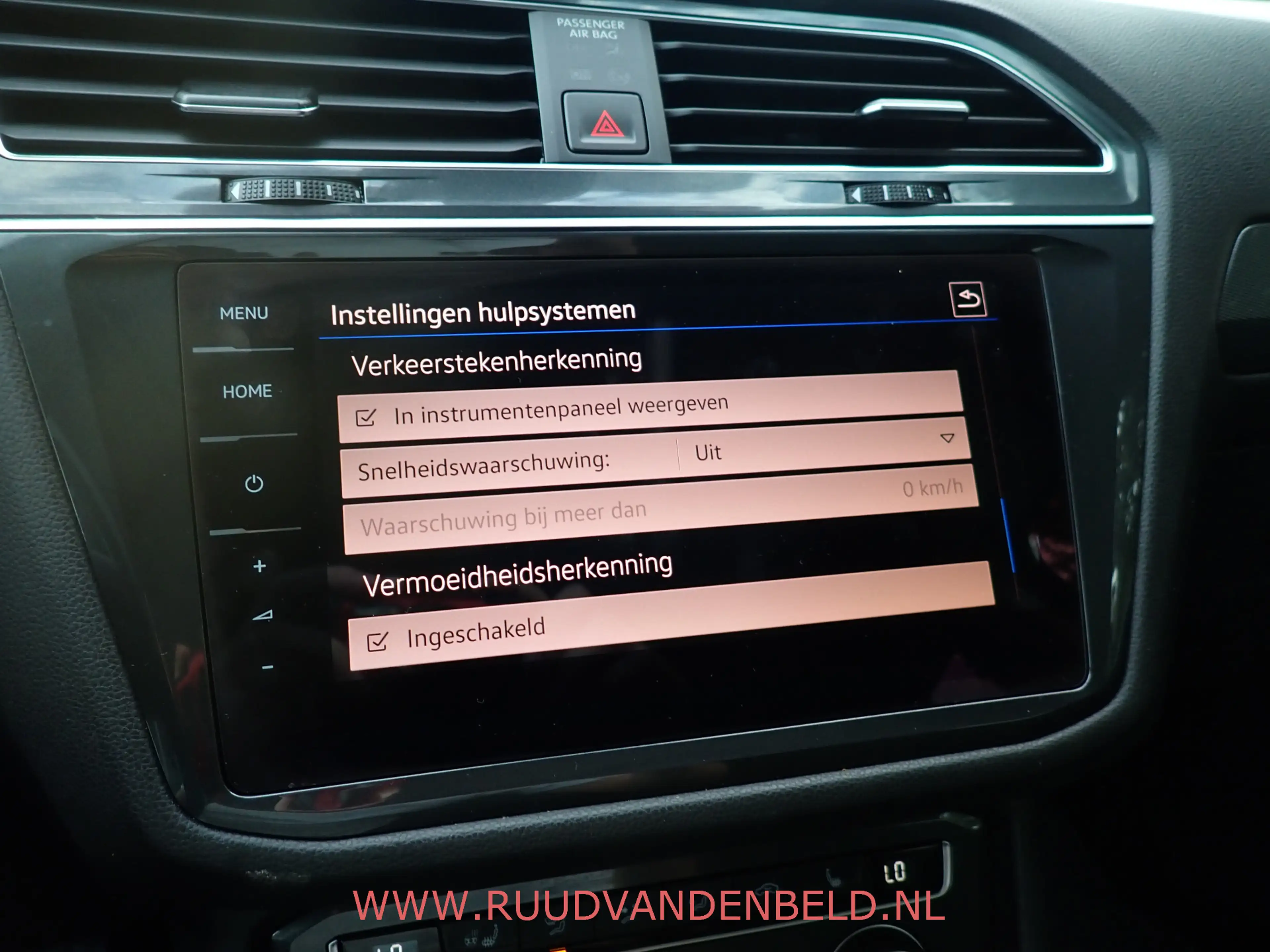 Volkswagen Tiguan Allspace 2.0TDI KEYLESS / ACC / CAMERA / CARPLAY / 19'' / H — photo 25
