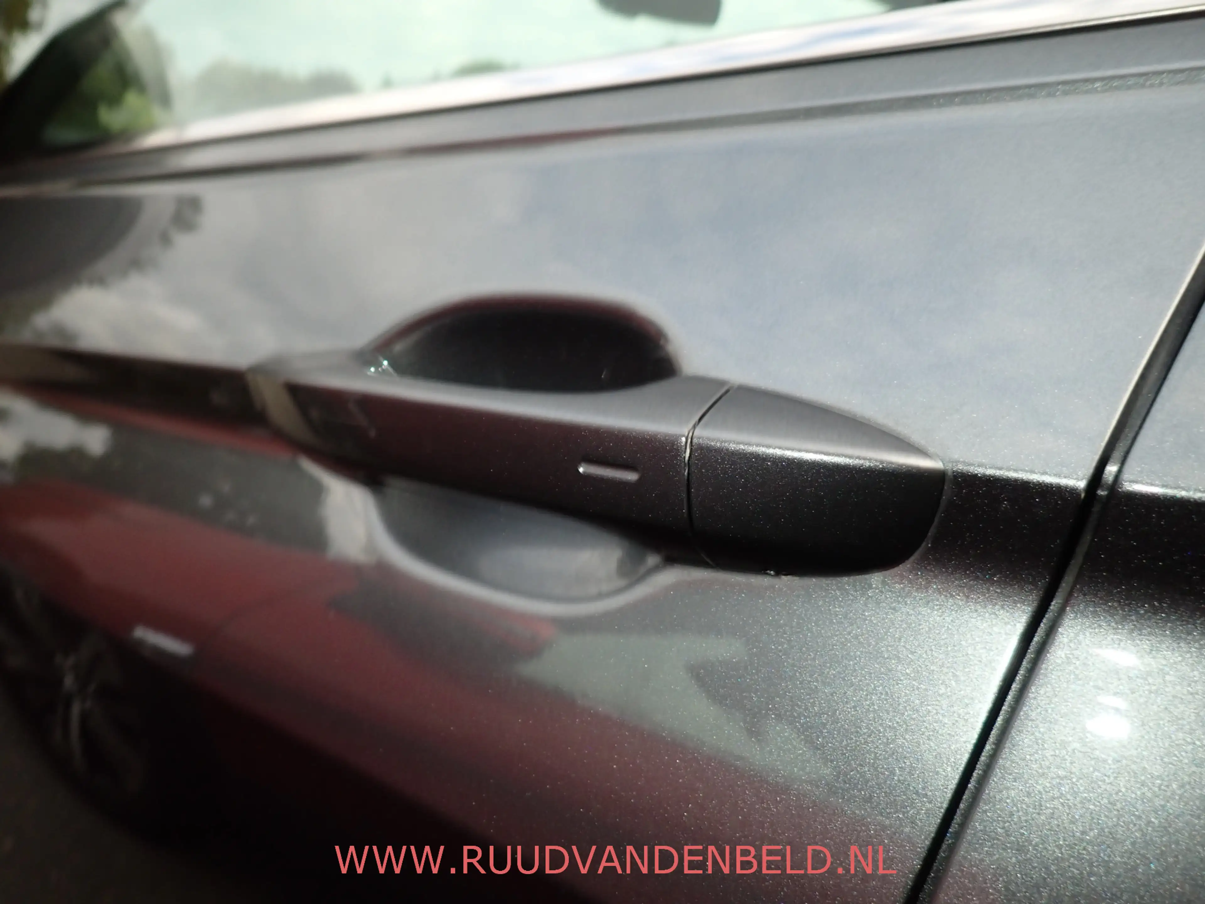 Volkswagen Tiguan Allspace 2.0TDI KEYLESS / ACC / CAMERA / CARPLAY / 19'' / H — photo 8