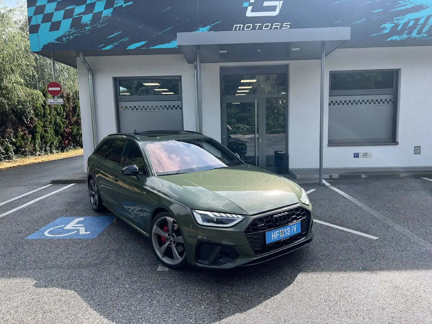 Audi A4 40 TDI Q 3XSLINE PANO B&O AHK HUD Grün - 1