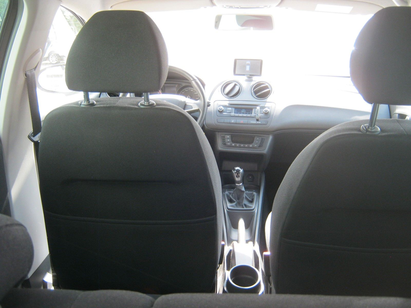 SEAT Ibiza ST Style Salsa — photo 8