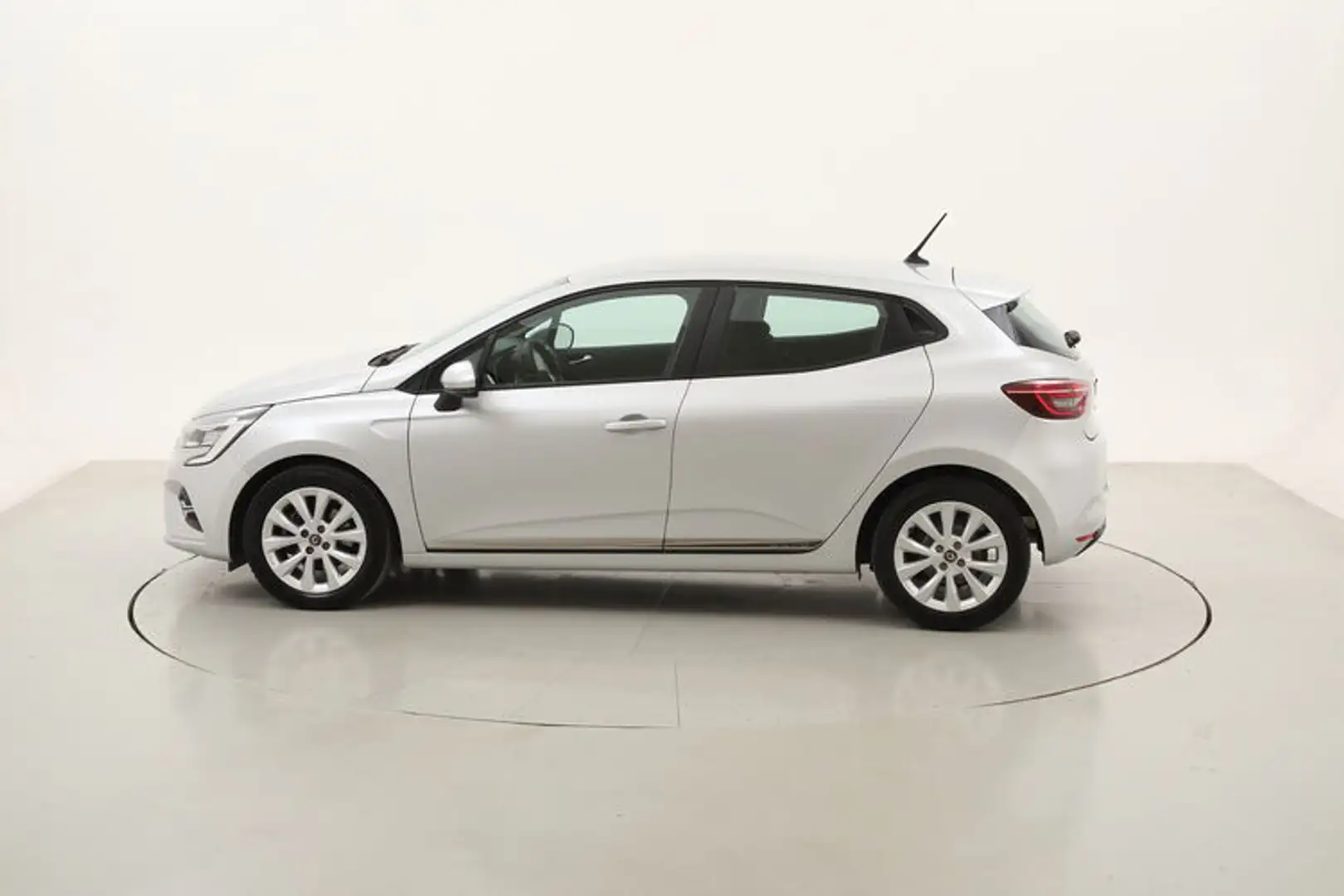 Renault Clio Zen 1.5 Diesel 86CV Stříbrná - 2