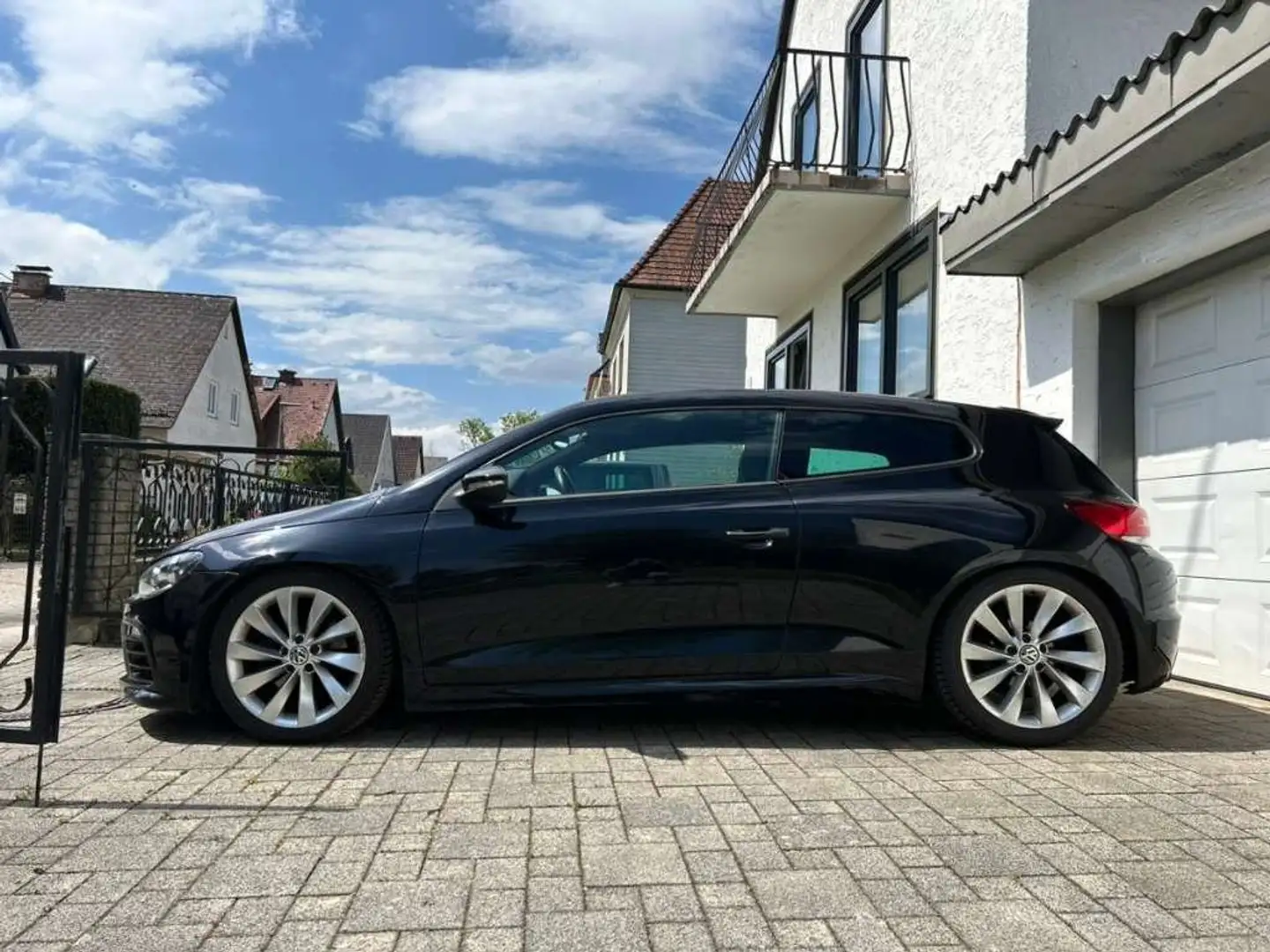 Volkswagen Scirocco Scirocco 2,0 TDI DPF Černá - 2