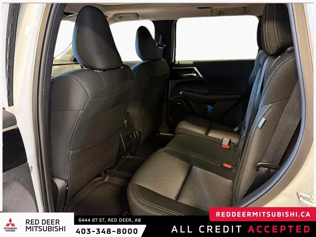 Mitsubishi Outlander снимка Mitsubishi Outlander