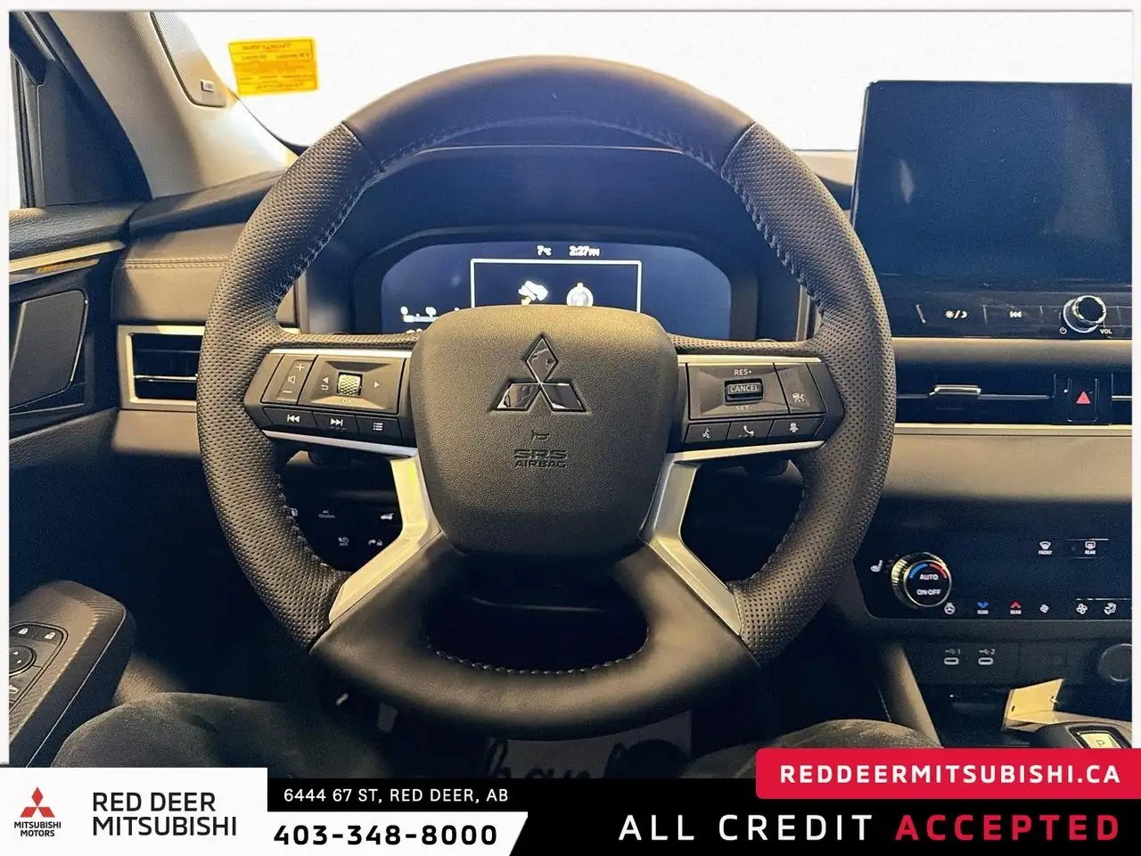 Mitsubishi Outlander снимка Mitsubishi Outlander