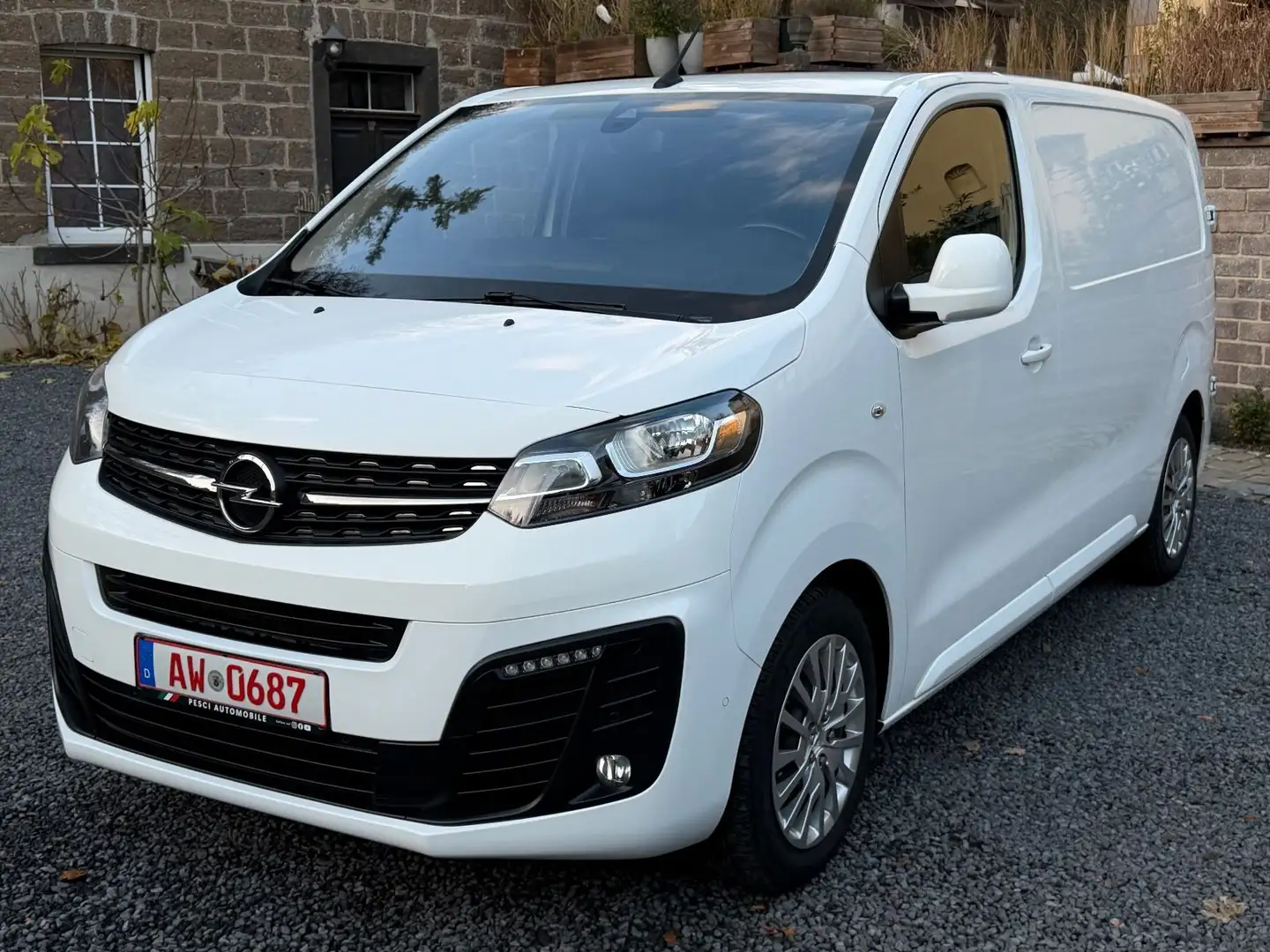 Opel Vivaro Kasten Edition M Design Standheizung AHK Blanc - 1
