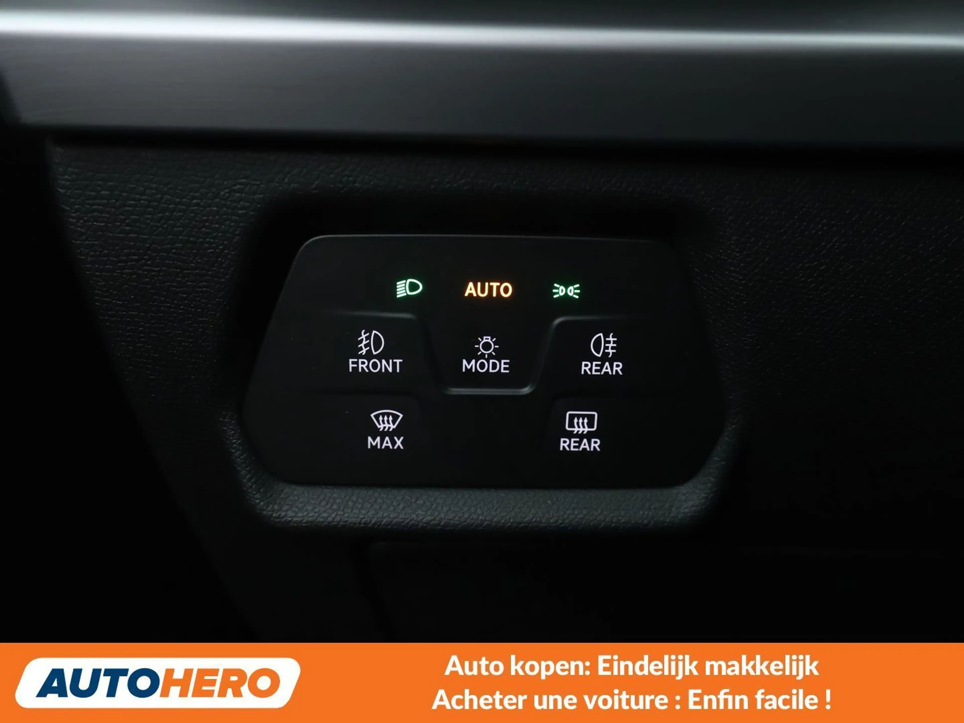SEAT Leon e-Hybrid 1.4 TSI e-HYBRID FR — photo 15
