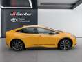 Toyota Prius Plug-In Executive Желтый - thumbnail 6