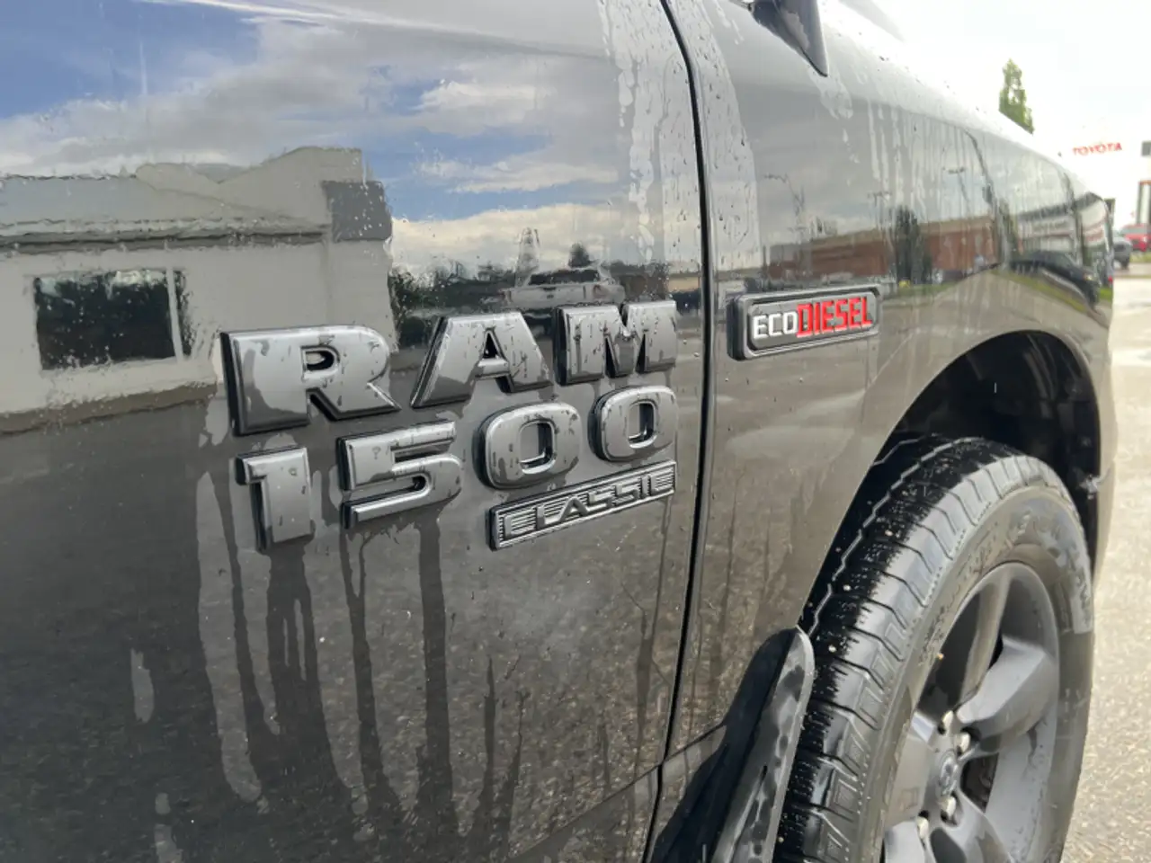 RAM 1500 снимка RAM 1500