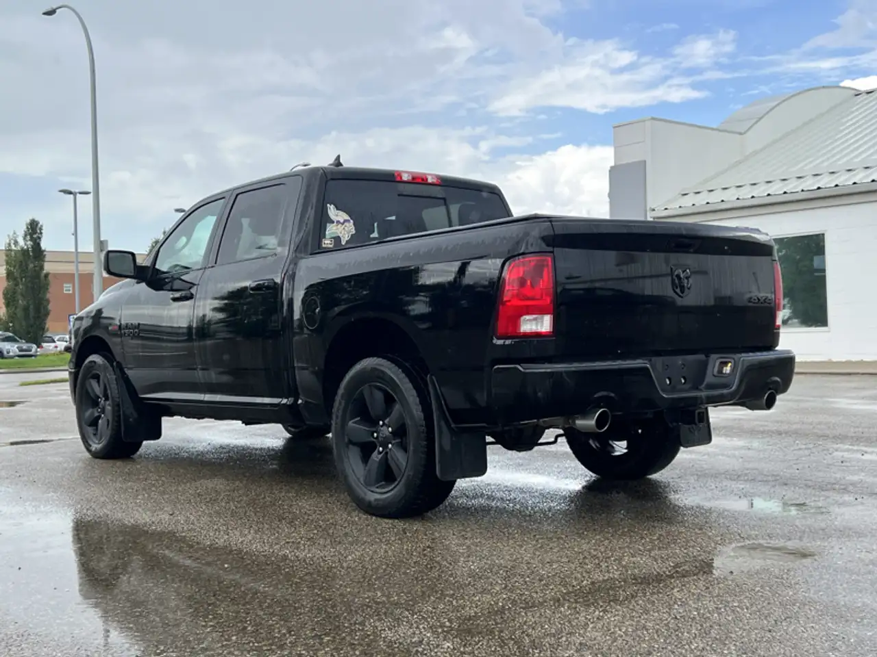 RAM 1500 снимка RAM 1500