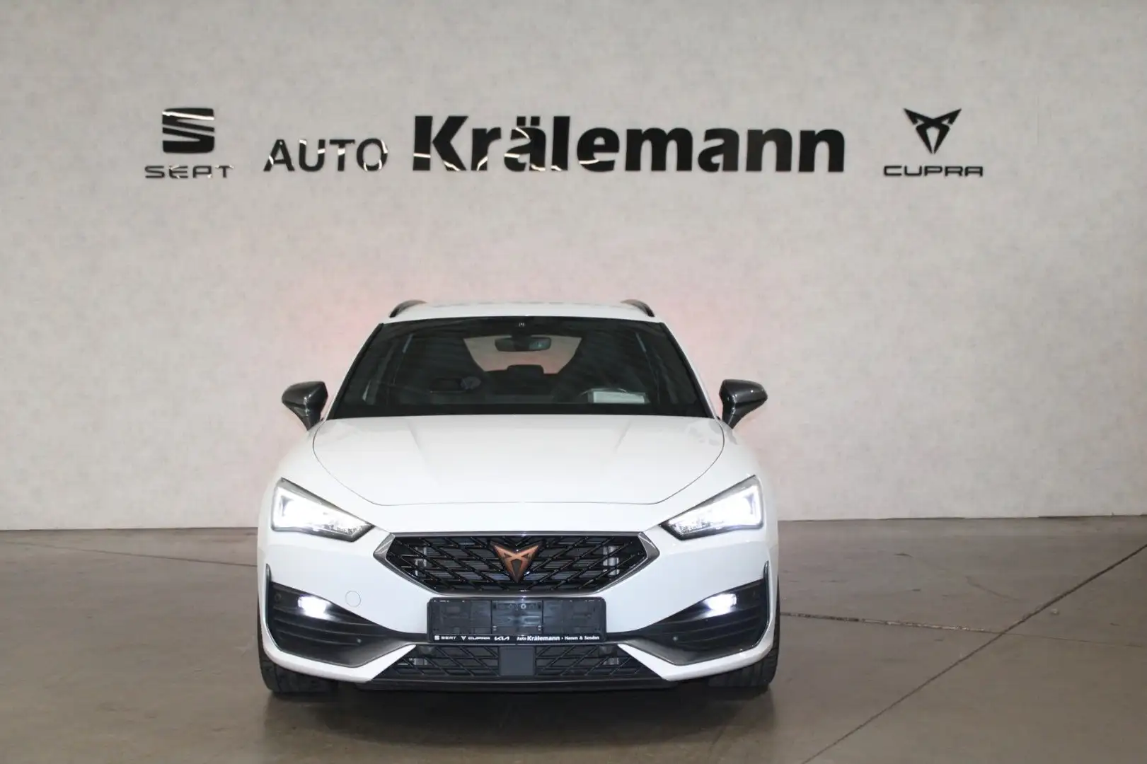 CUPRA Leon Sportstourer 1,4 DSG e-HYBRID*Navi*LED*AHK* Blanc - 2
