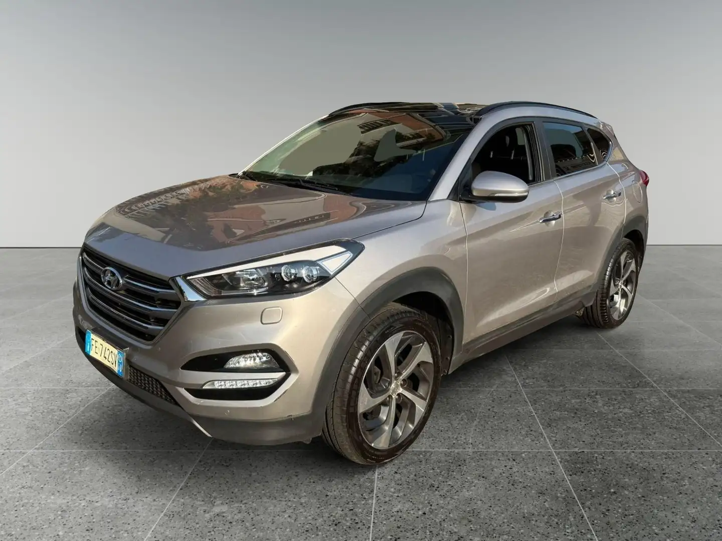 Hyundai TUCSON 2.0 CRDi 4WD XPossible Bronze - 1