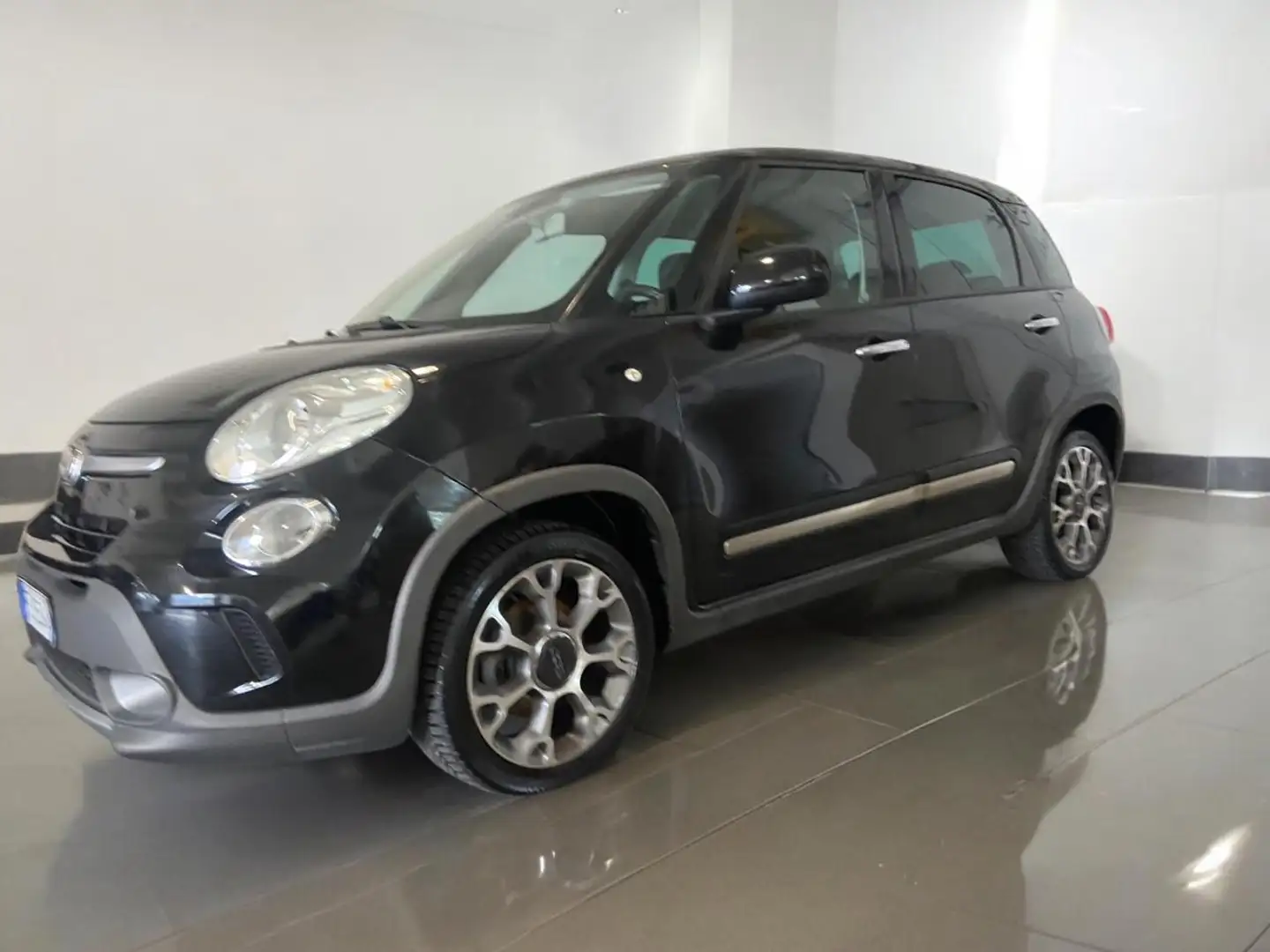 Fiat 500L 1.3 Multijet 85cv Trekking Kit-distribuz.+p.aq Nero - 2