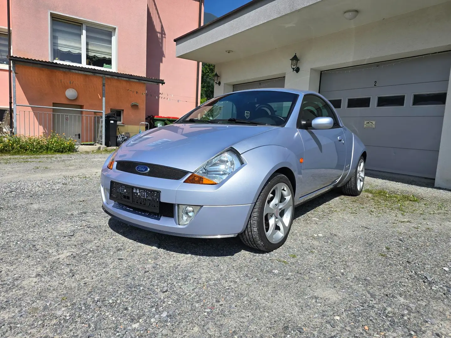 Ford Streetka Streetka Smile 1,6 Duratec 8V Smile Grau - 1