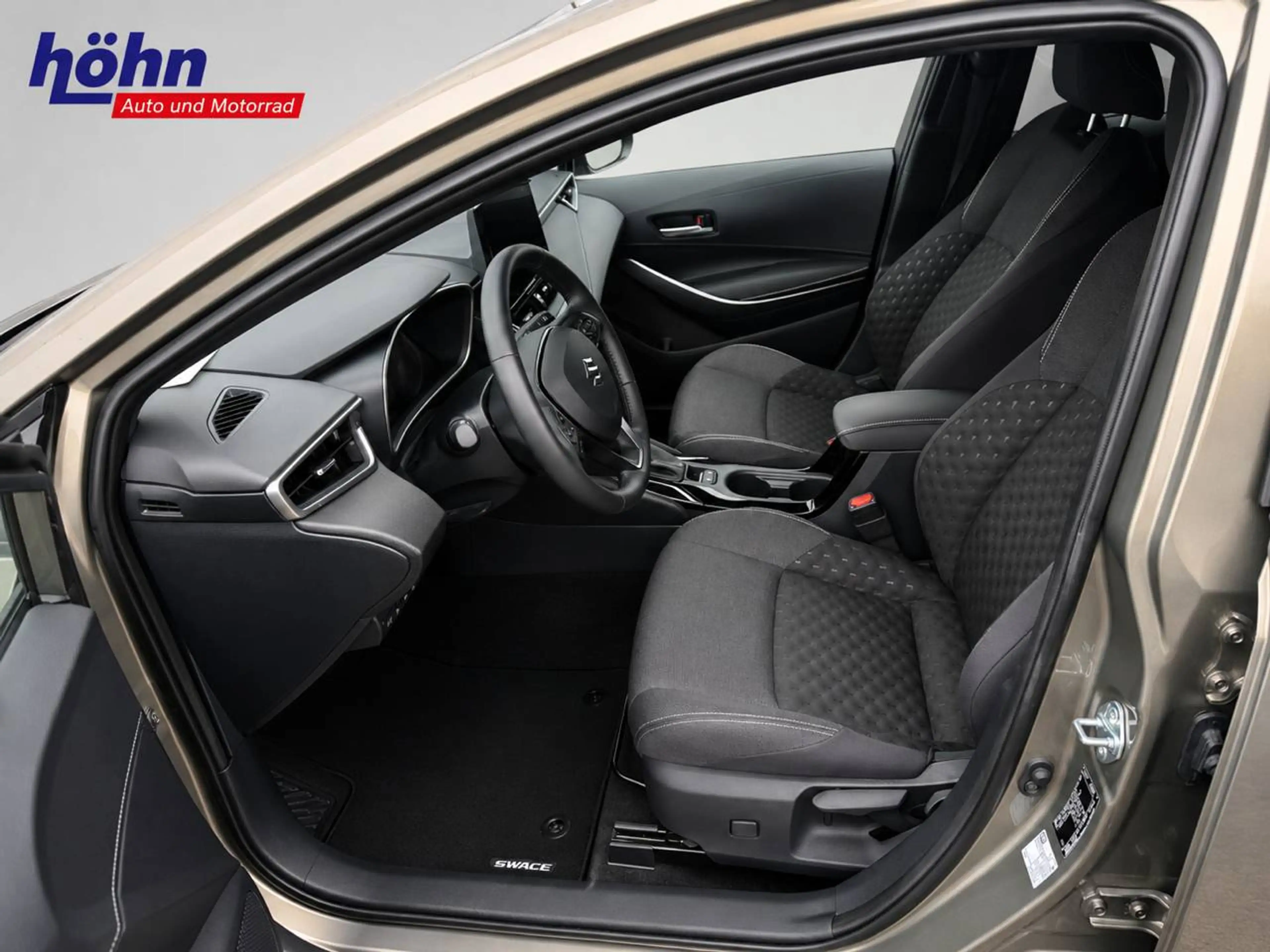 Suzuki Swace Swace 1.8 Hybrid CVT Comfort — photo 3