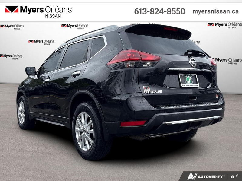 2018 Nissan Rogue SV — снимка 1