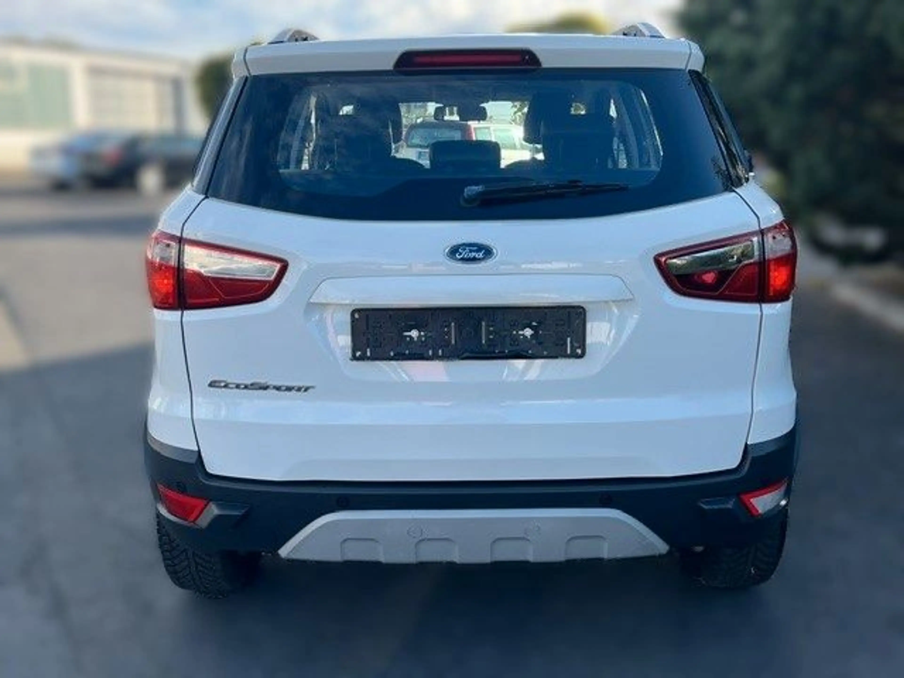 Ford EcoSport 1.5 TDCi Titanium — photo 4