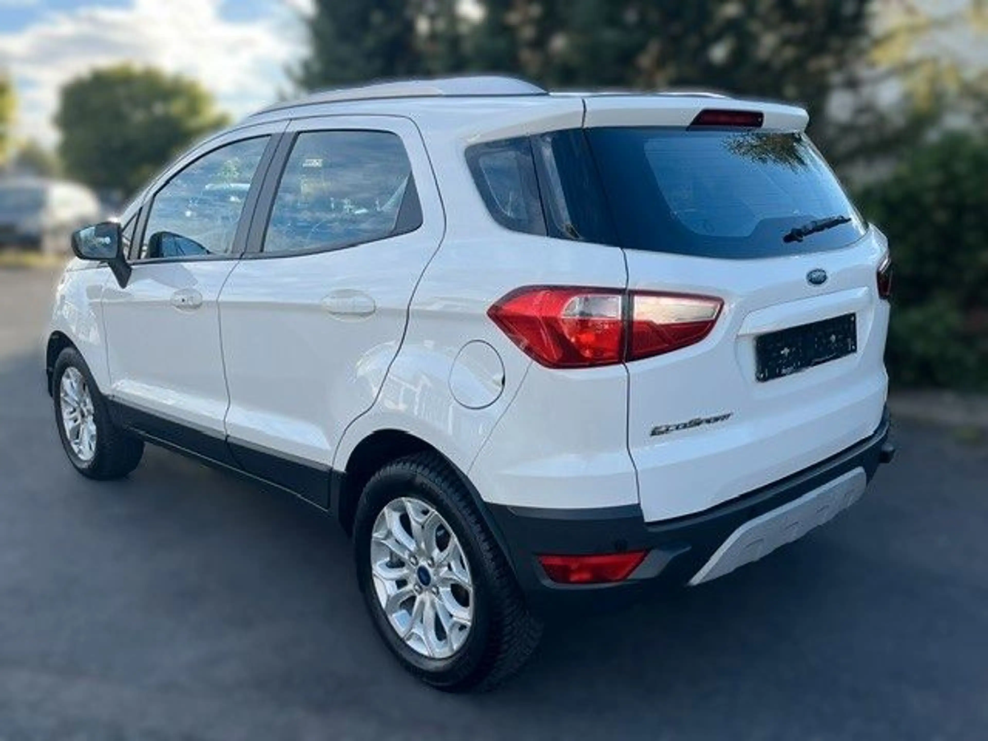 Ford EcoSport 1.5 TDCi Titanium — photo 3