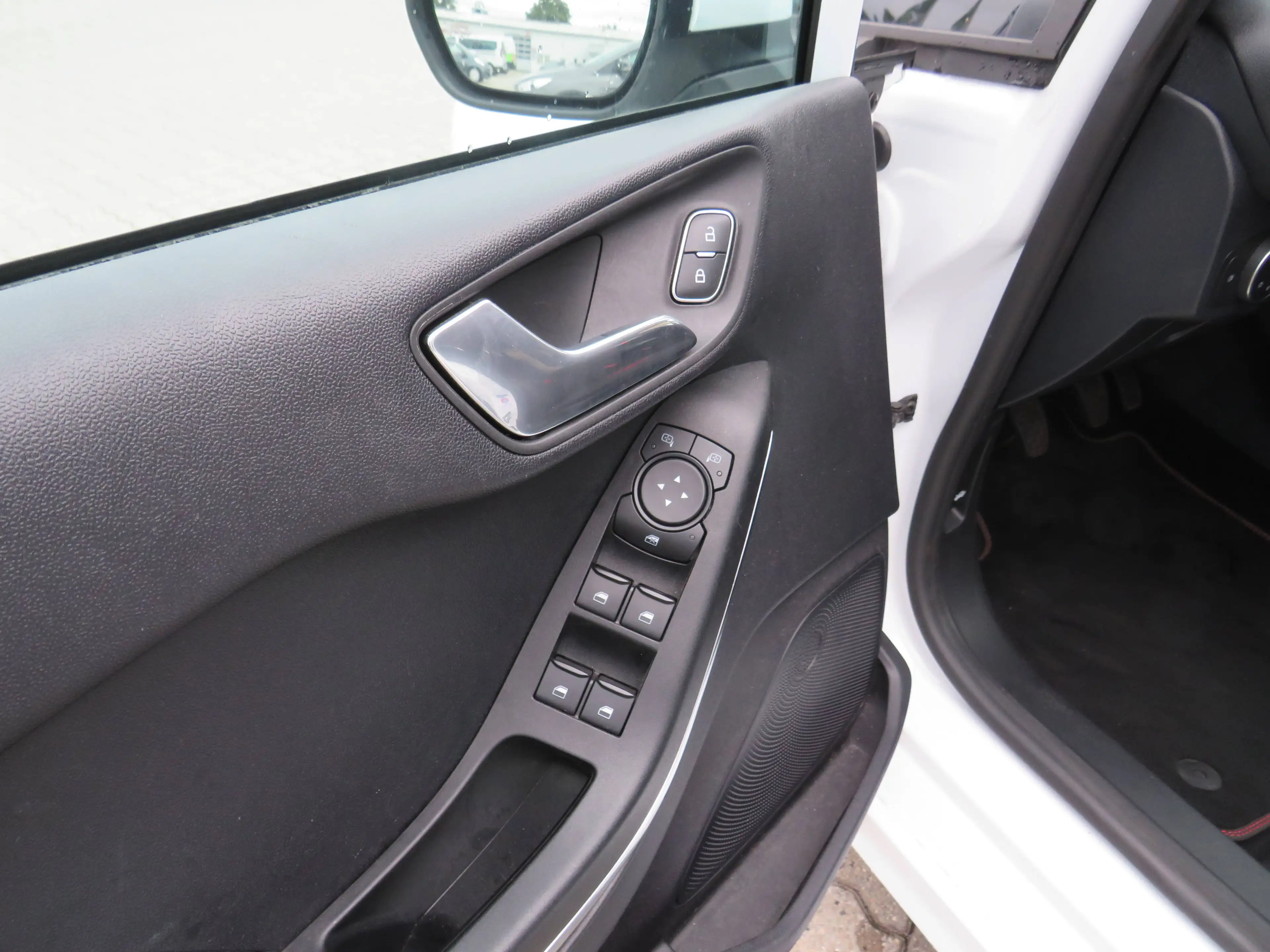 Ford Fiesta ST-Line / inkl. Winterkompletträder — photo 13
