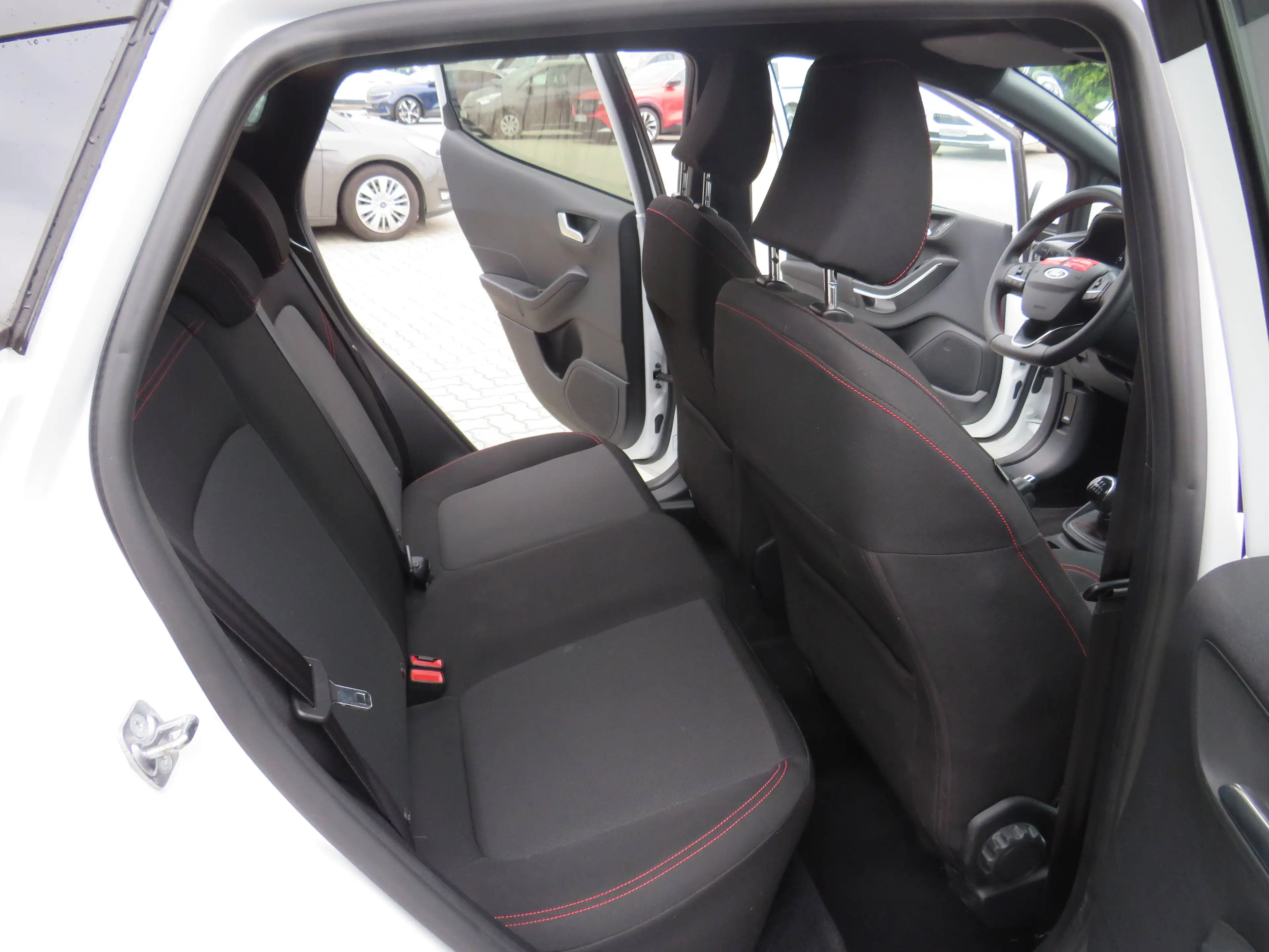 Ford Fiesta ST-Line / inkl. Winterkompletträder — photo 11
