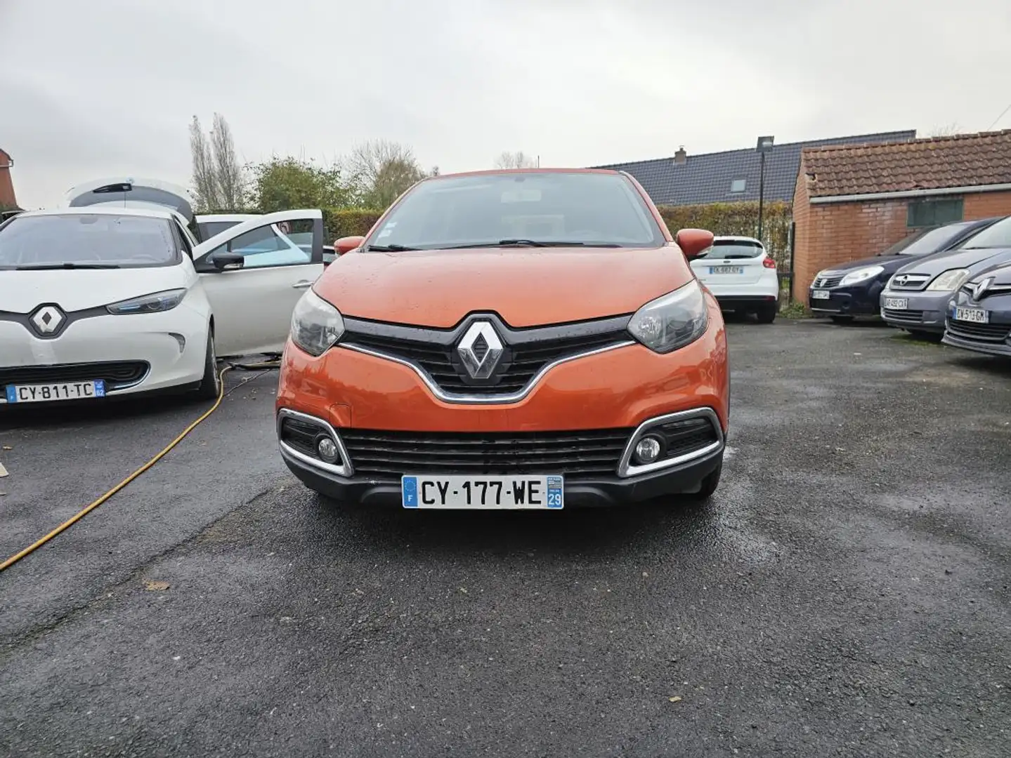 Renault Captur 1.5 dci 90ch energy life eco2 Orange - 2