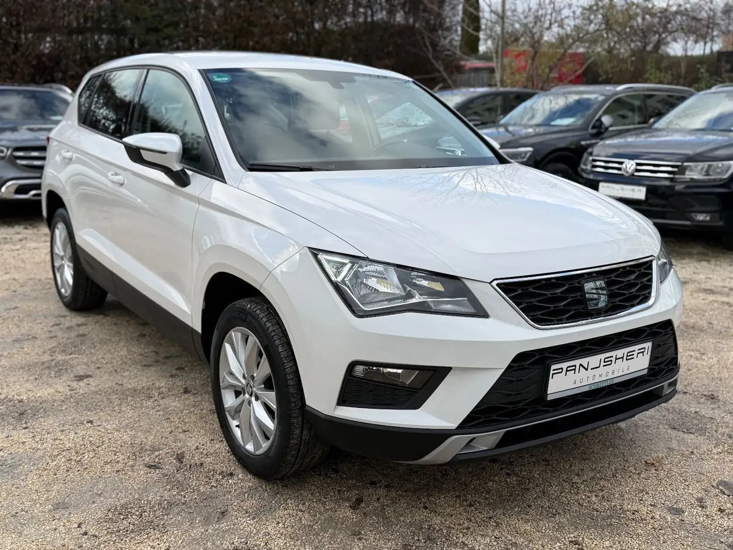 SEAT Ateca 2.0 TDI Style Kamera AHK Navi 1.Hand Weiß - 1