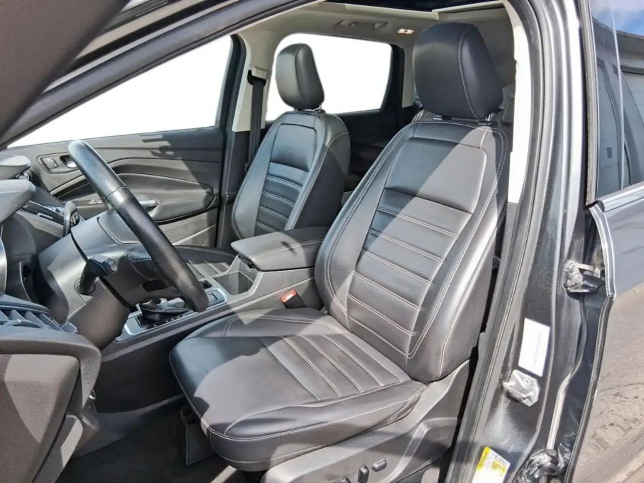 Ford Escape photo Ford Escape