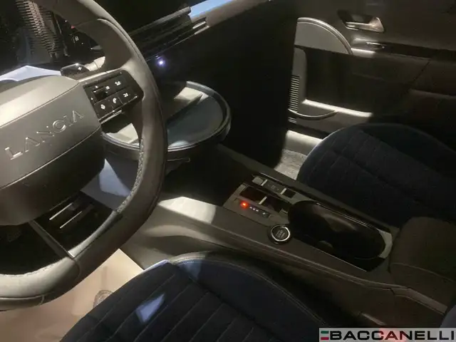 Lancia Ypsilon view 15