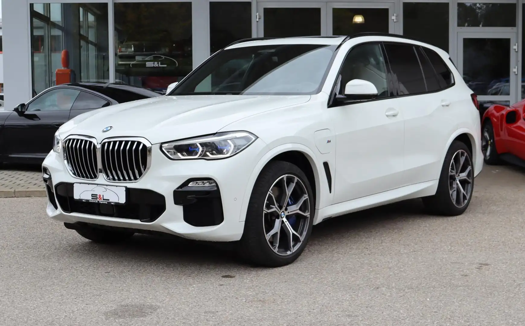 BMW X5 xDrive 45e M-Sport/ Laser/ Pano/Integral/3,5t Blanc - 1