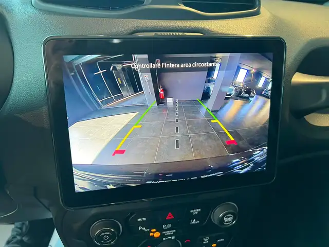 Jeep Renegade view 10