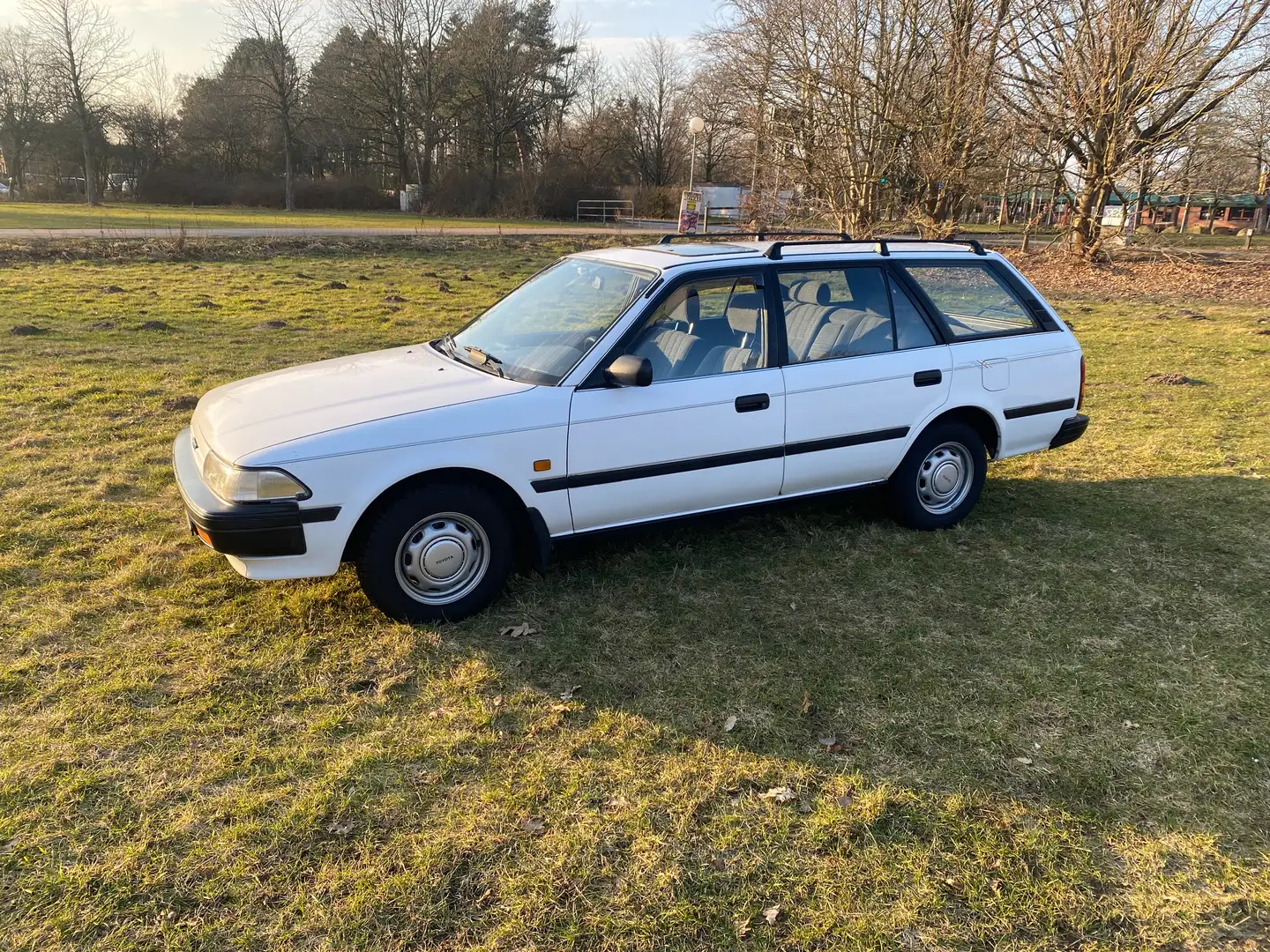 Toyota Carina Carina II XL Blanco - 1