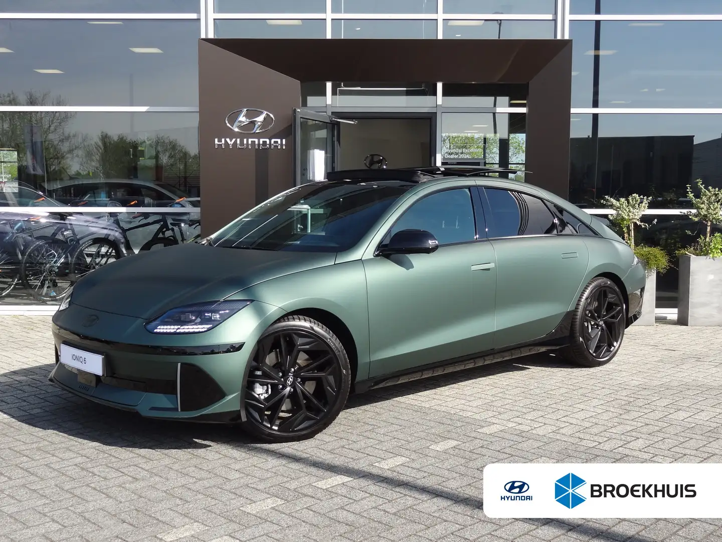 Hyundai IONIQ 6 First Edition AWD|CARWRAP mat groen| Open dak| UNI Lilla - 1