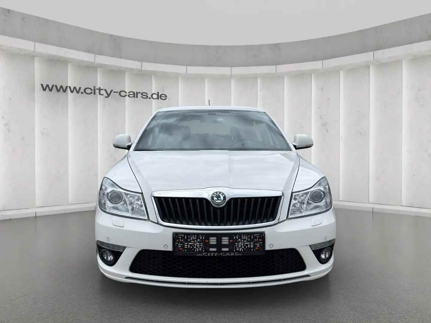 Skoda Octavia Lim. RS*DSG*Alcantara*Xenon*Navi* Blanc - 2