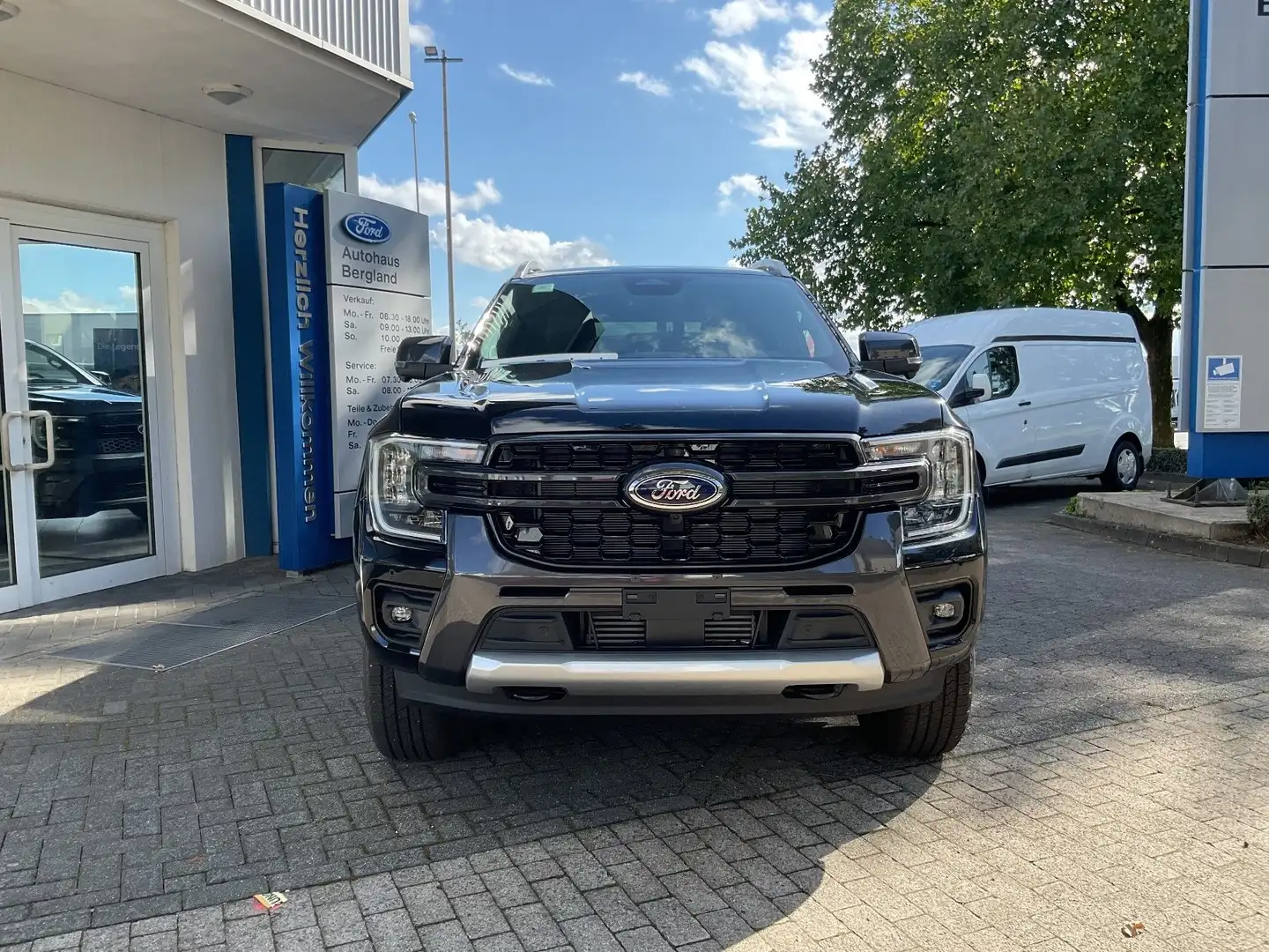 Ford Ranger Wildtrak Doppelkabine Hardtop e-4WD *iACC Schwarz - 2