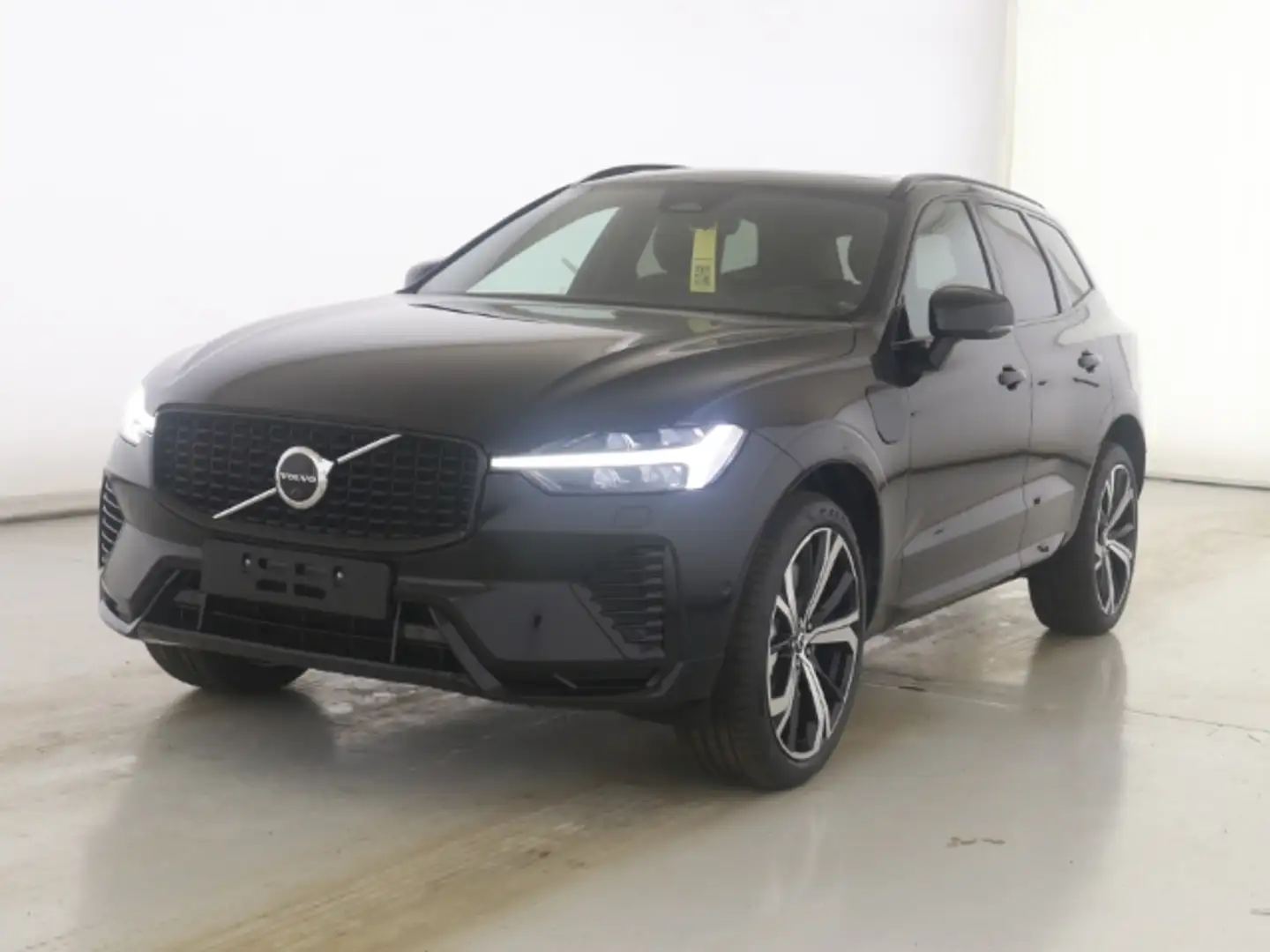 Volvo XC60 Plus Dark Recharge Plug-In Hybrid AWD T6 Twin Engi Schwarz - 1