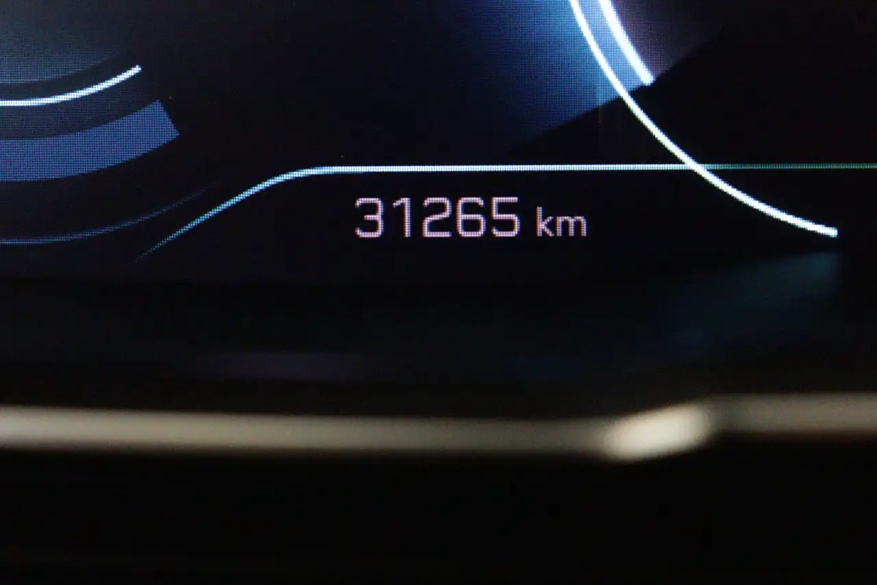 Peugeot 3008 1.6 Hybrid 225 Allure | NAVI | CLIMA | CAMERA + PD 16