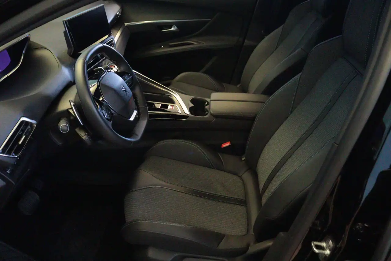 Peugeot 3008 1.6 Hybrid 225 Allure | NAVI | CLIMA | CAMERA + PD 5