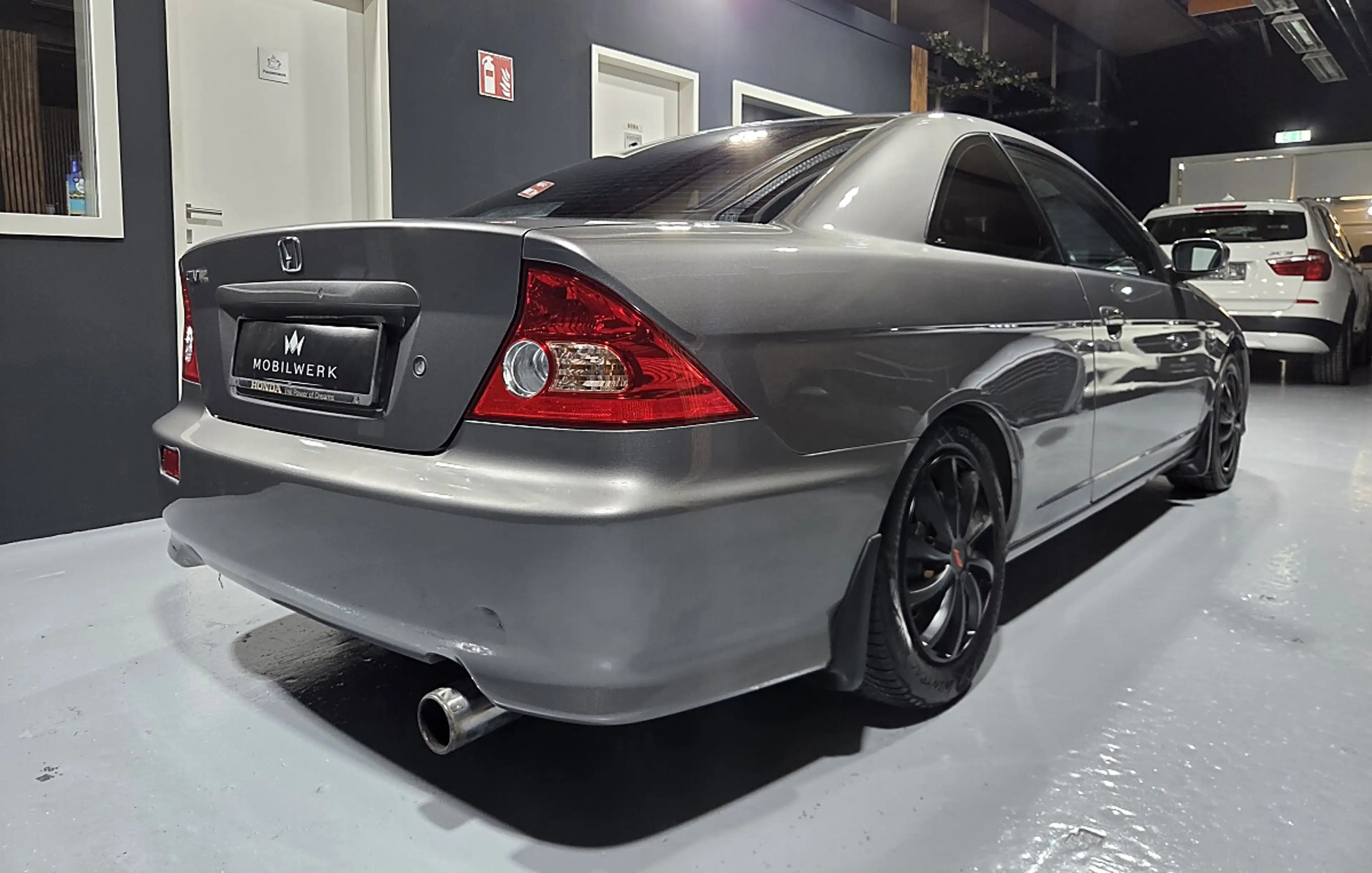 Honda Civic — photo 7