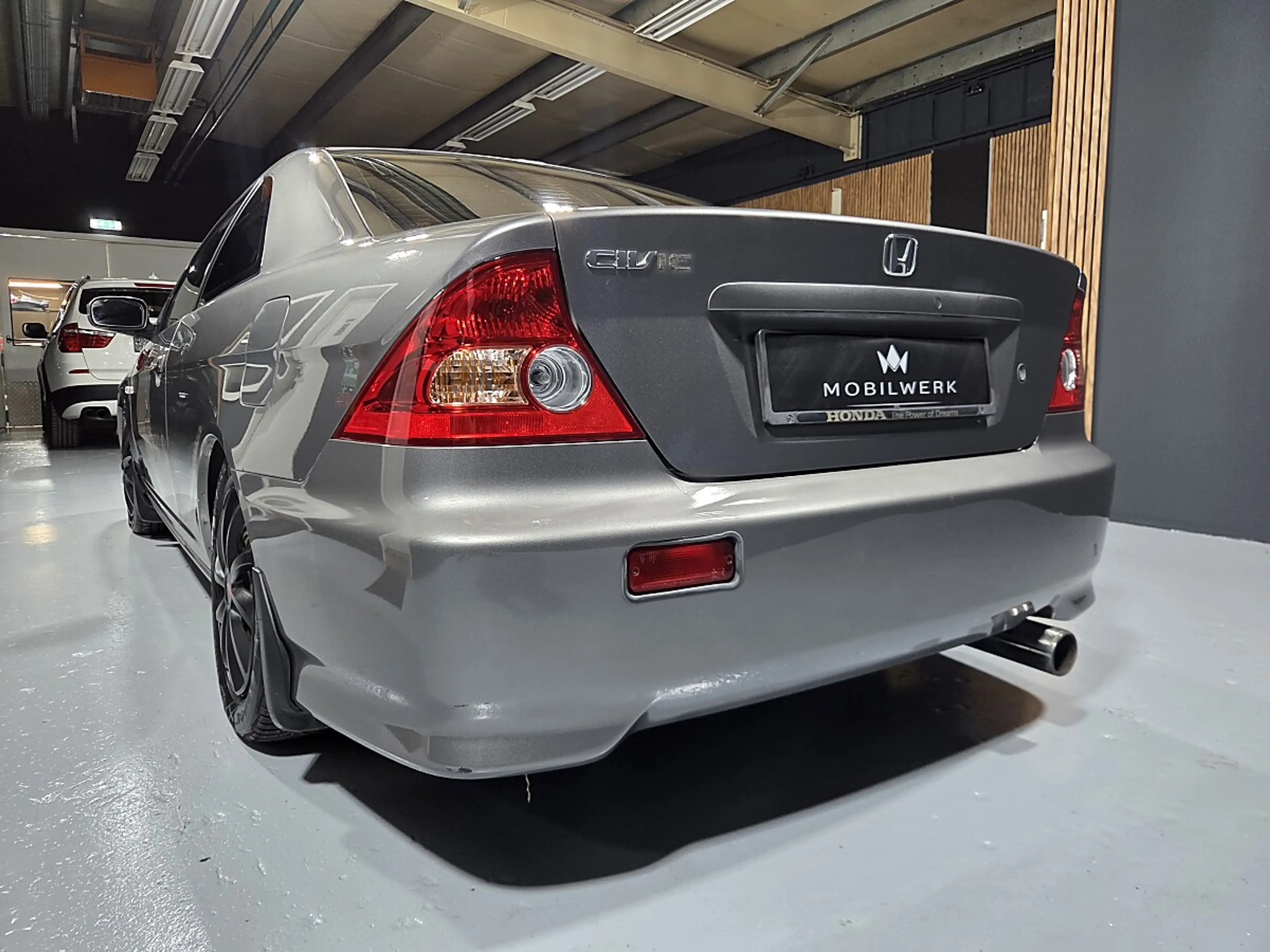 Honda Civic — photo 12