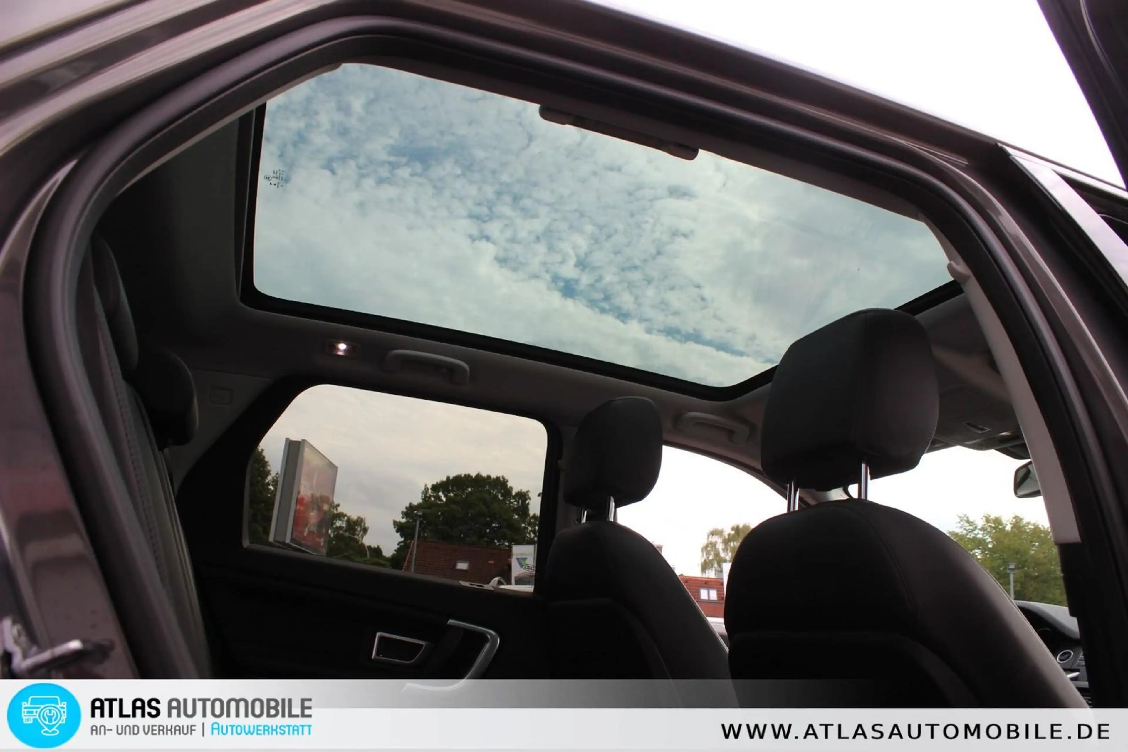 Land Rover Discovery Sport HSE Aut 7.Sitzer=LEDER=XENON=NAV — photo 4