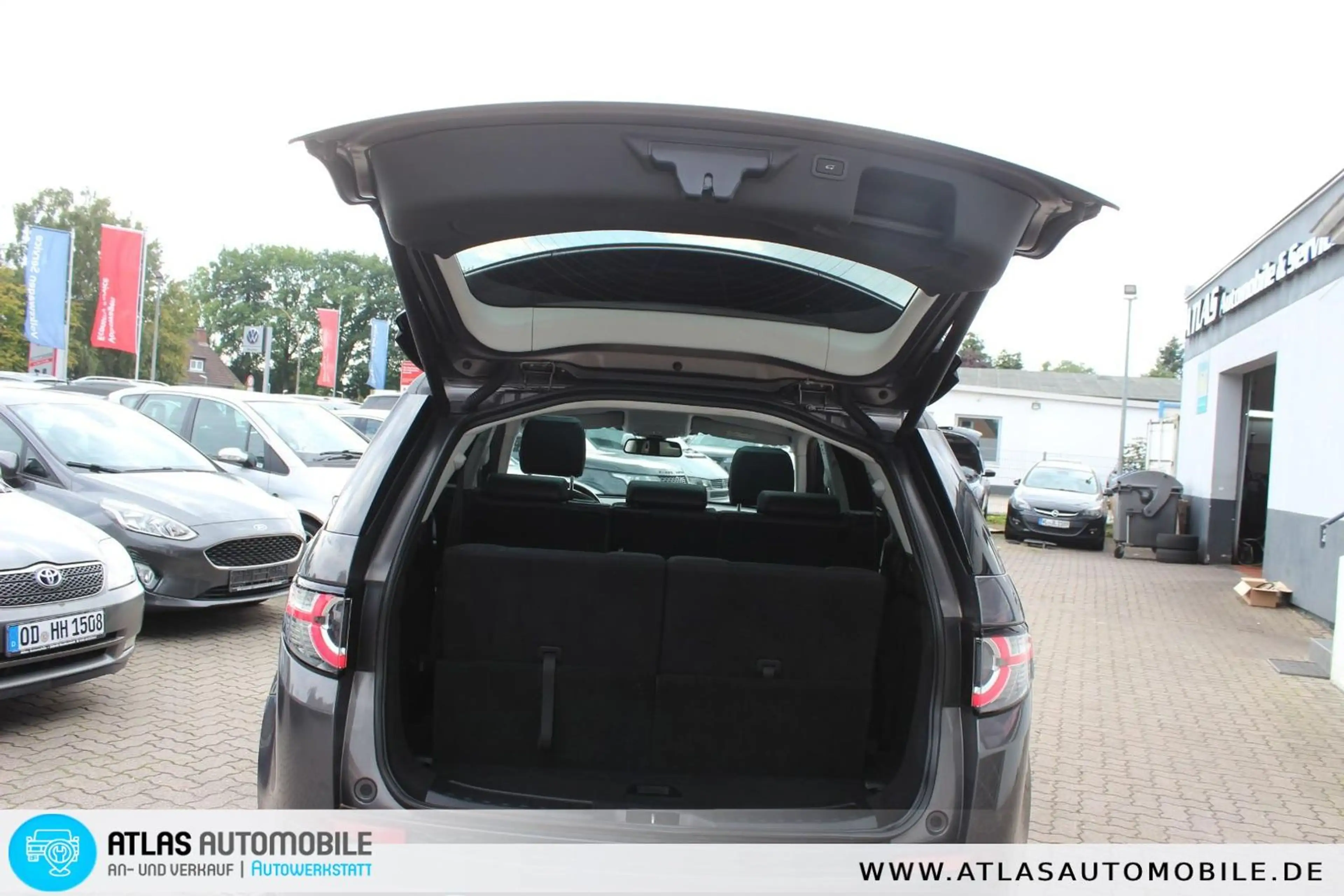 Land Rover Discovery Sport HSE Aut 7.Sitzer=LEDER=XENON=NAV — photo 14